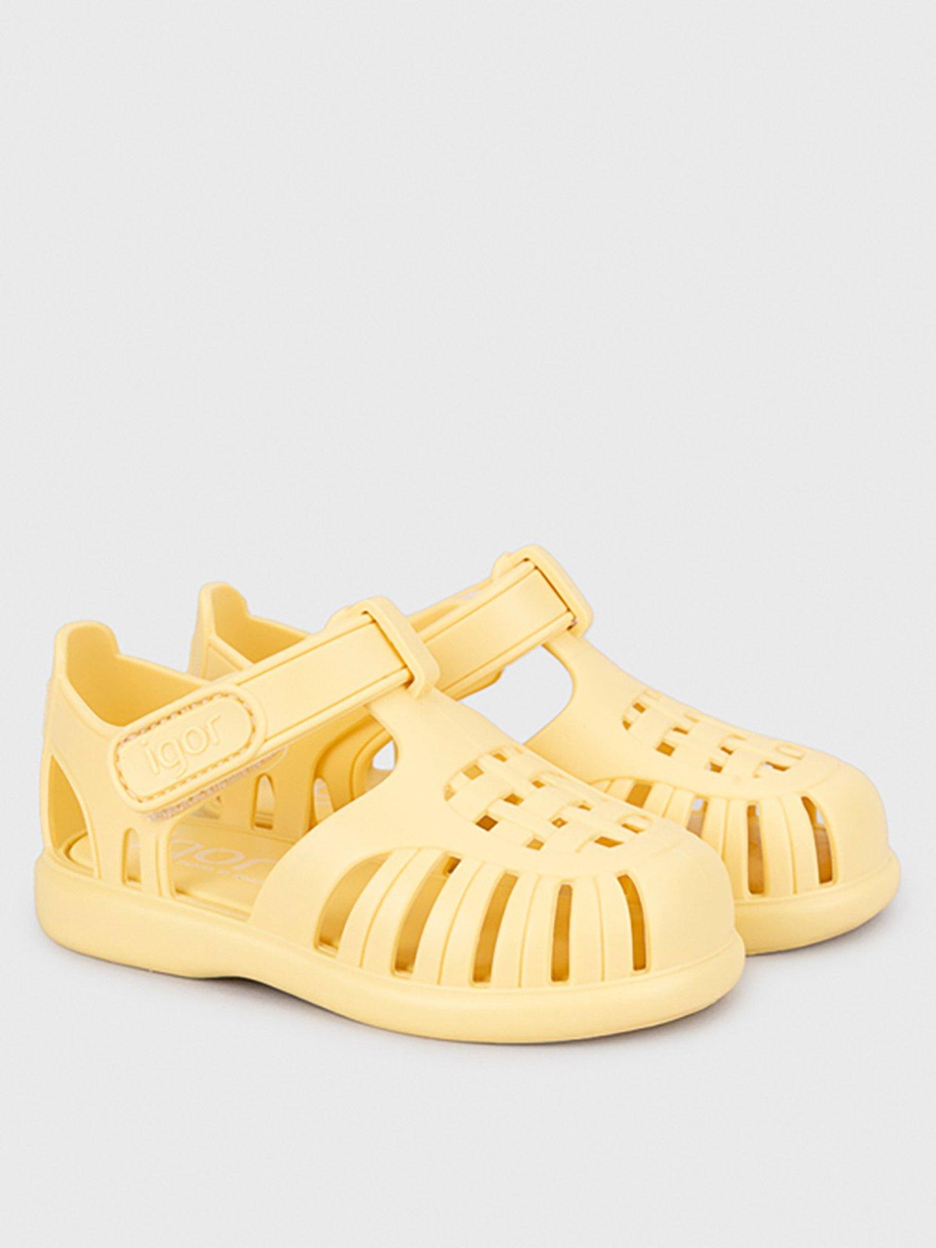 stillFront image of igor-tobby-solid-sandal-yellow