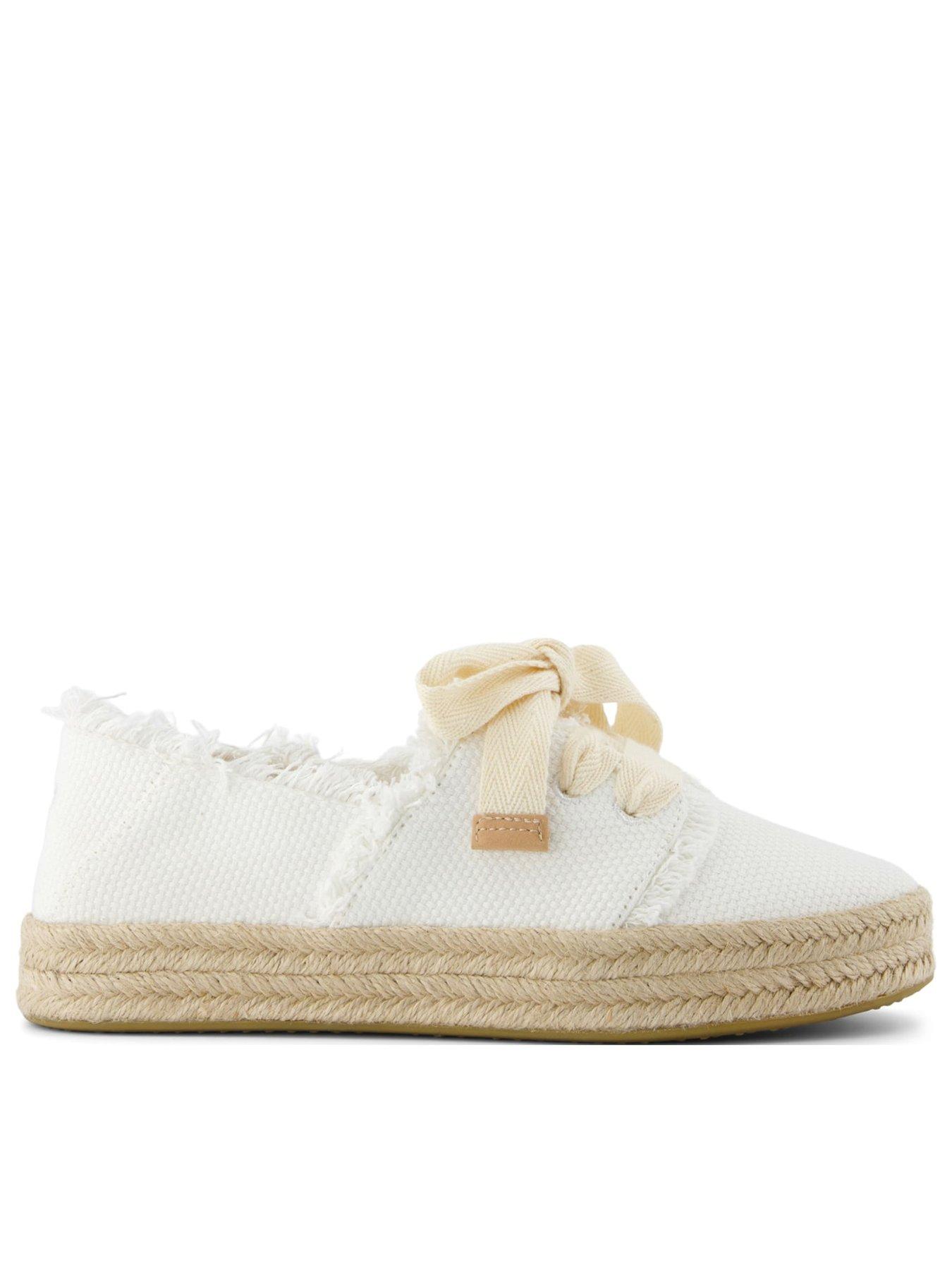 TOMS Carolina Lace Up