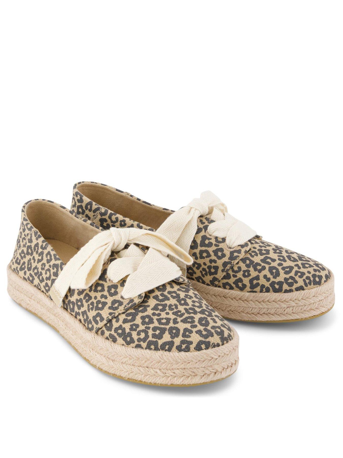 stillFront image of toms-carolina-lace-up
