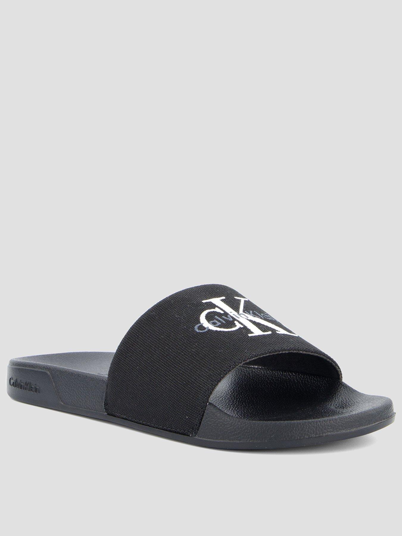 Image 1 of 7 of Calvin Klein Jeans Ess Slide Cv Wn