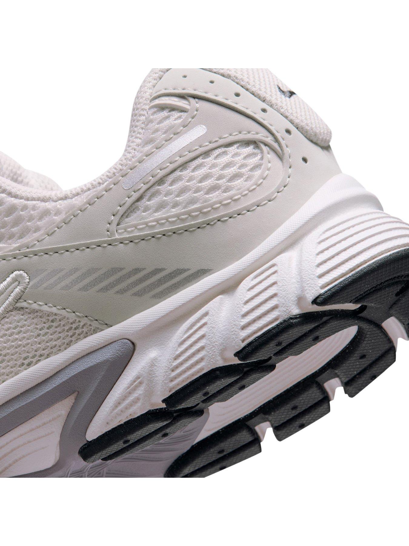 Image 7 of 7 of Nike Big Kids' Shoes V5 RNR Trainers - Off White