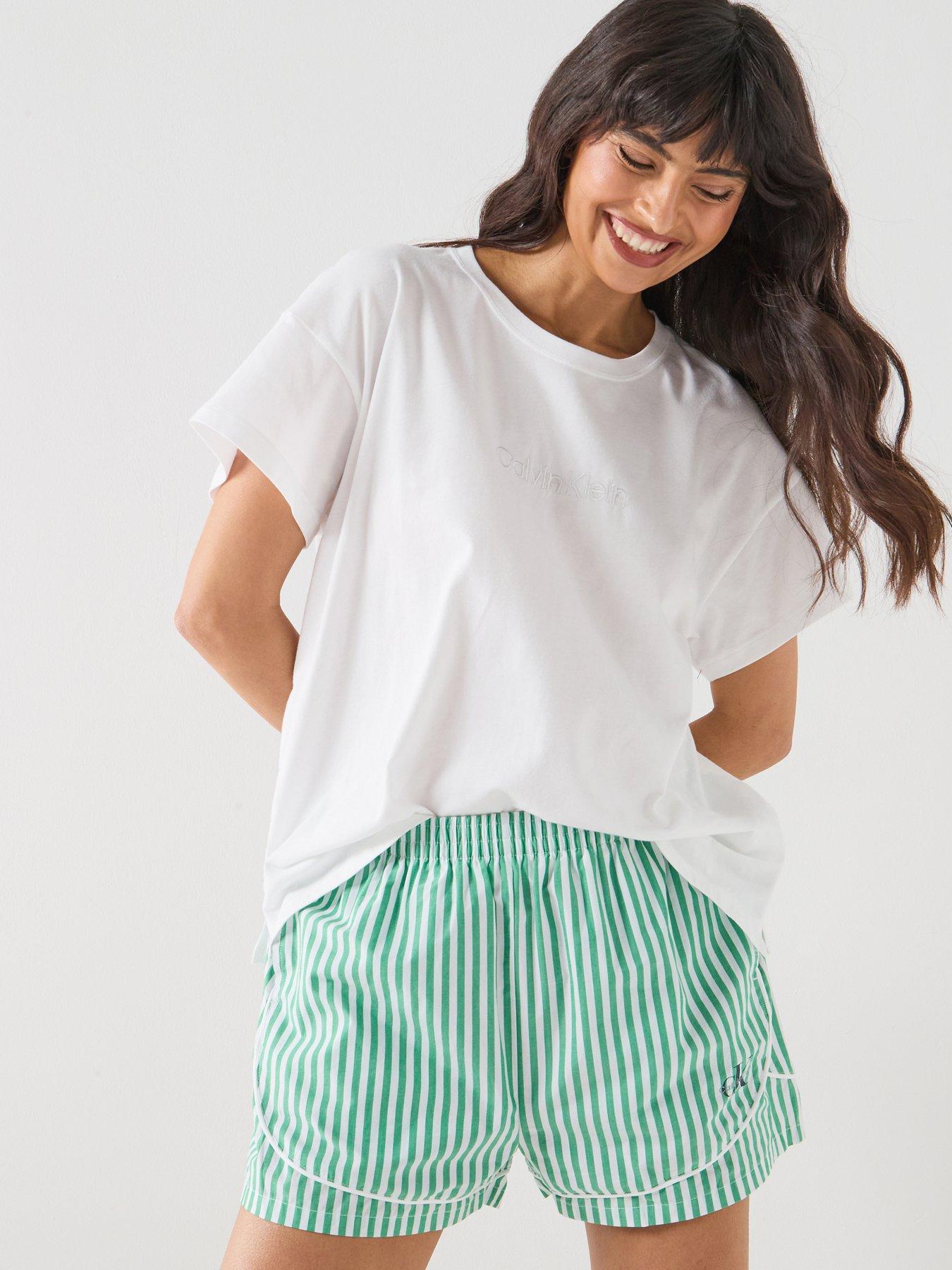 front image of calvin-klein-relaxed-t-shirt-white