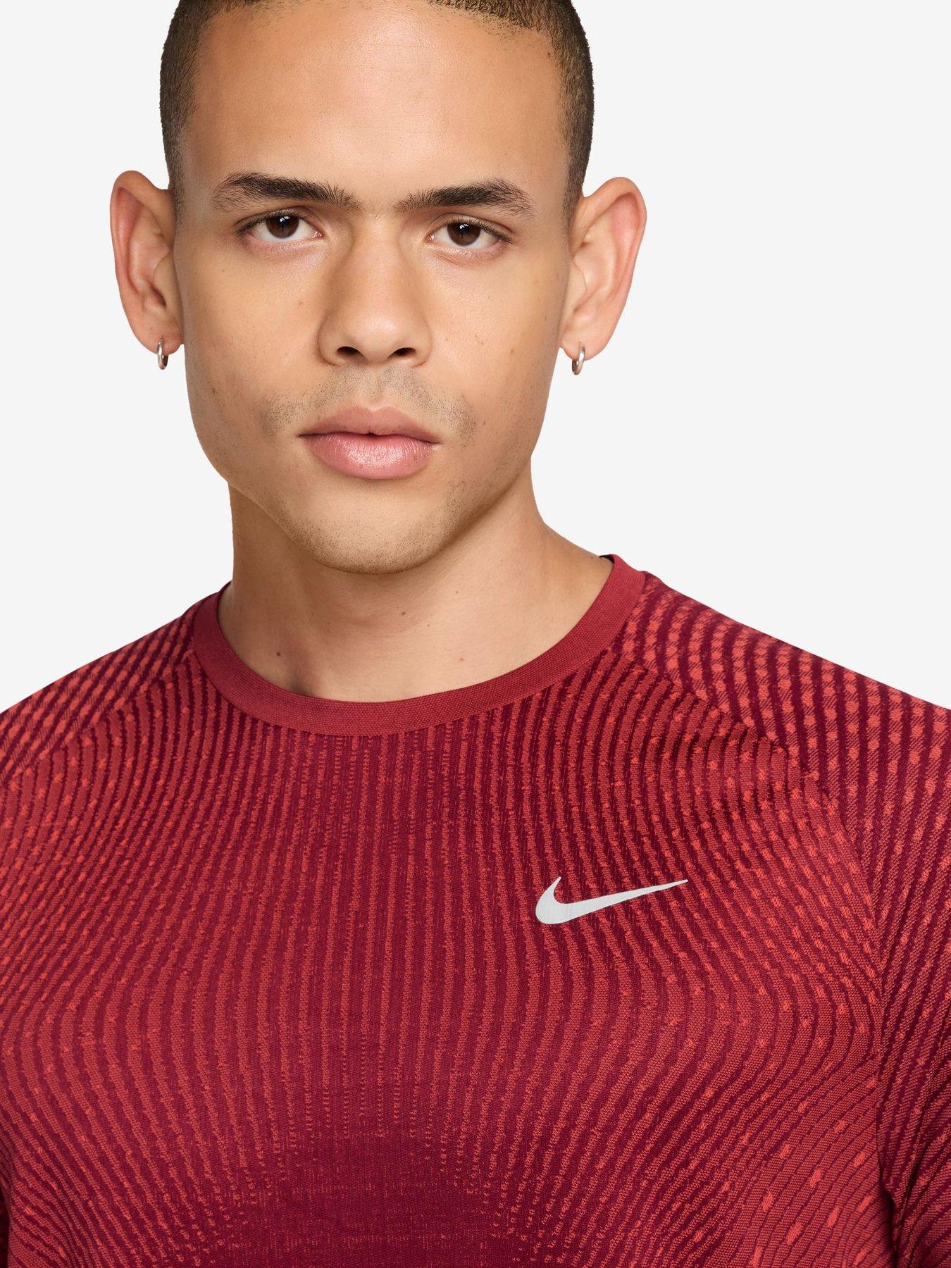 Image 3 of 4 of Nike Mens Stride Running Logo T-Shirt - Red
