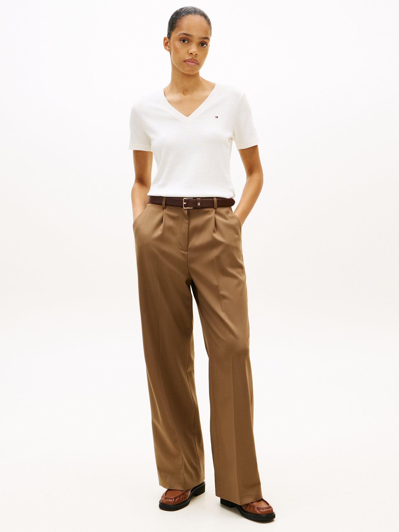 Image 3 of 5 of Tommy Hilfiger Slim V-neck Short Sleeve T-shirt - Cream
