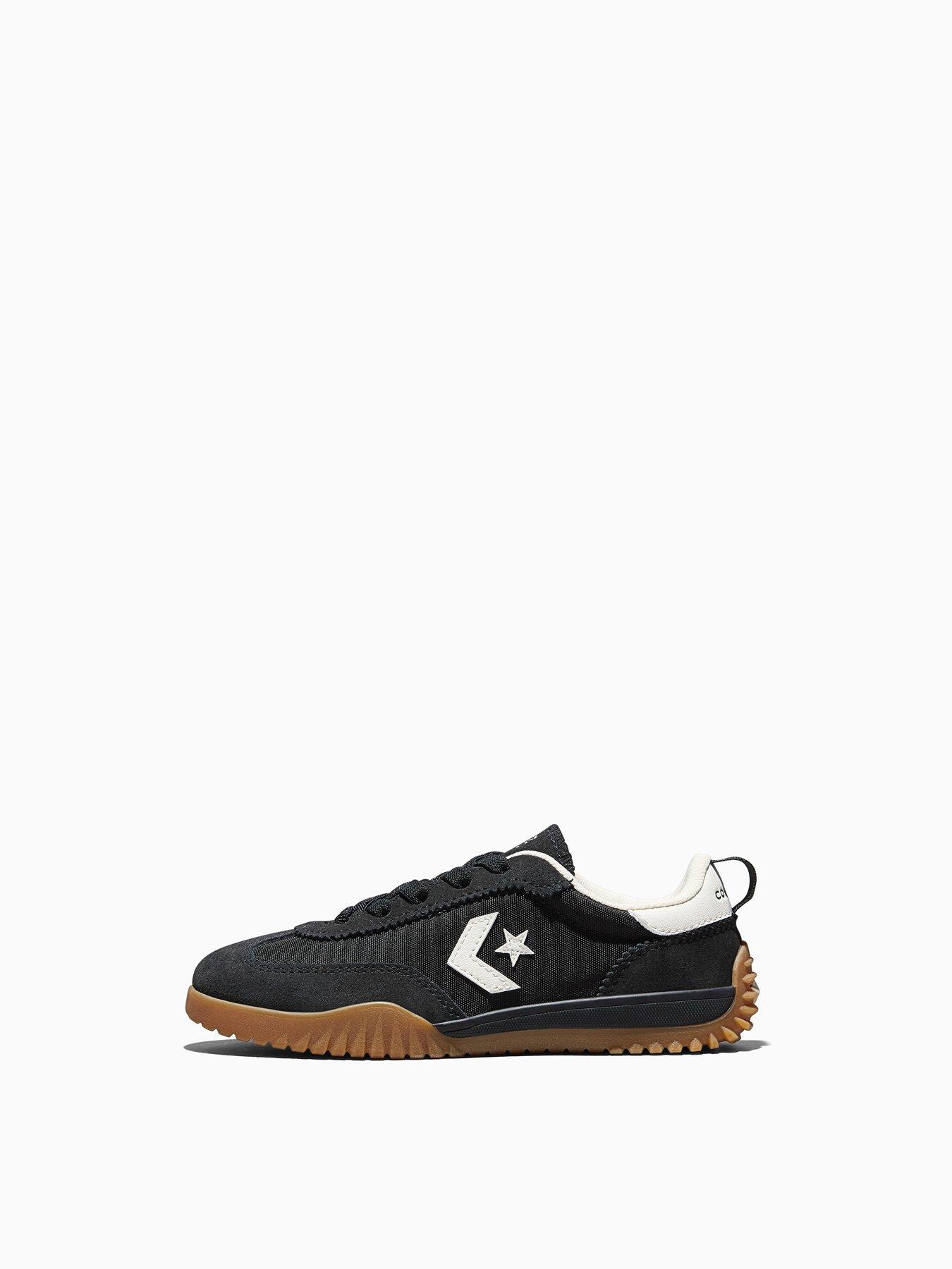 Image 6 of 6 of Converse Kids Run Star Trainers - Black