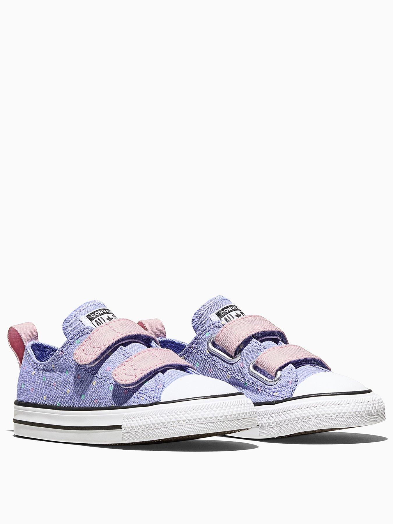 Image 2 of 6 of Converse Infant Chuck Taylor All Star 2V Trainers - Violet
