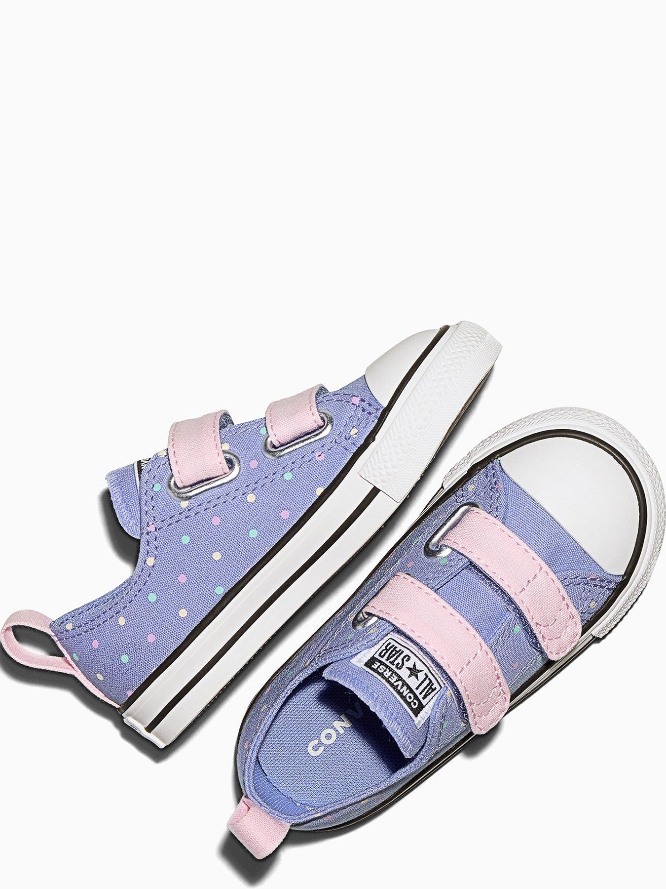 Image 4 of 6 of Converse Infant Chuck Taylor All Star 2V Trainers - Violet
