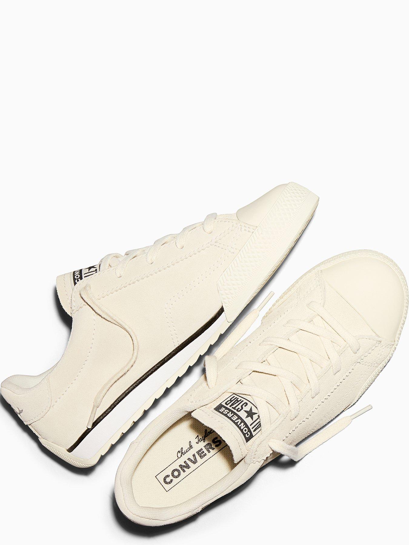 Image 4 of 6 of Converse Junior Chuck Taylor Lo Trainers - Khaki