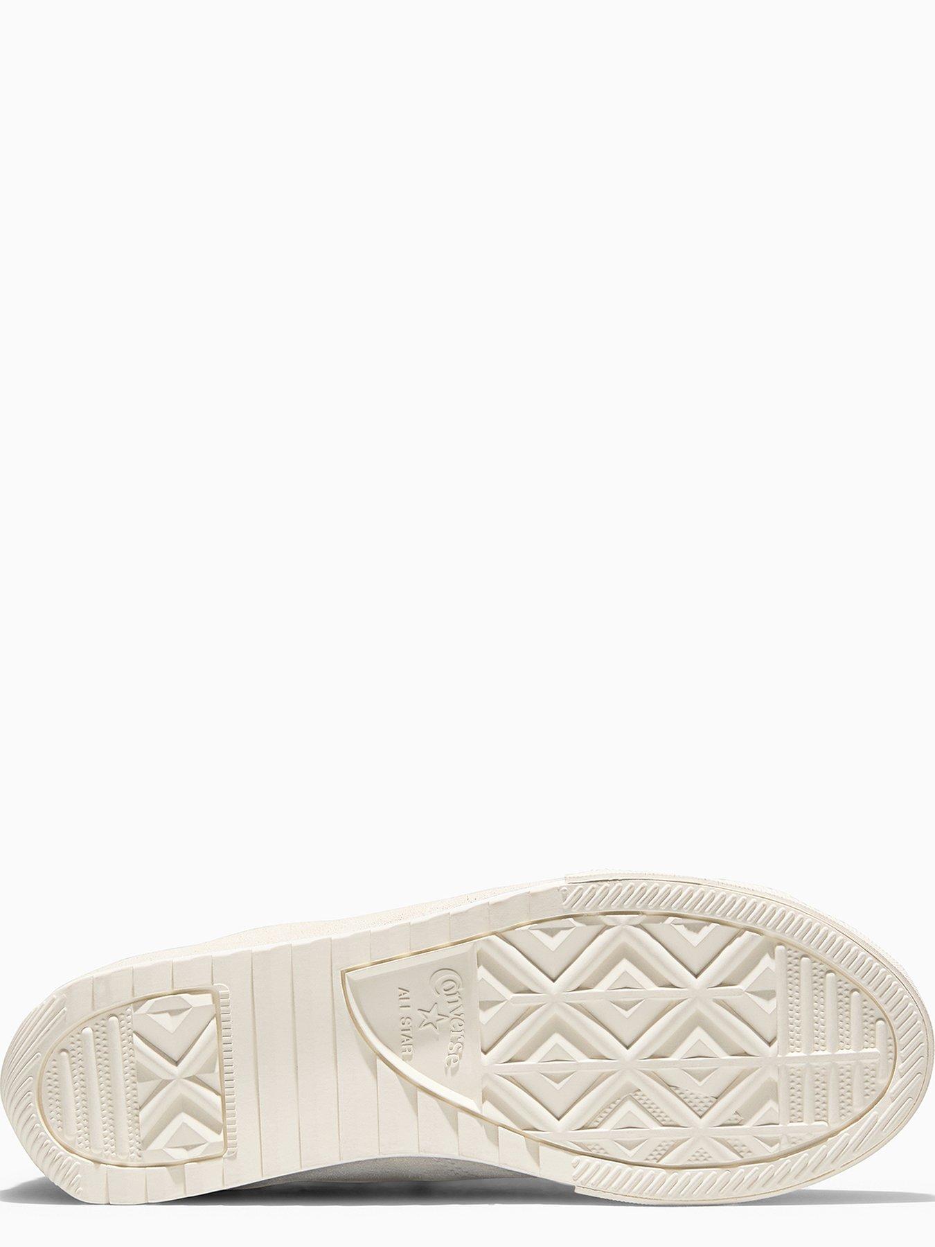 Image 5 of 6 of Converse Junior Chuck Taylor Lo Trainers - Khaki