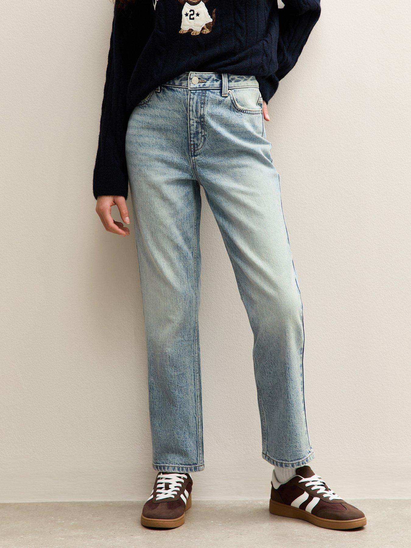 Image 6 of 6 of New Look 915 Girls Straight Leg Jeans - Light Blue Wash