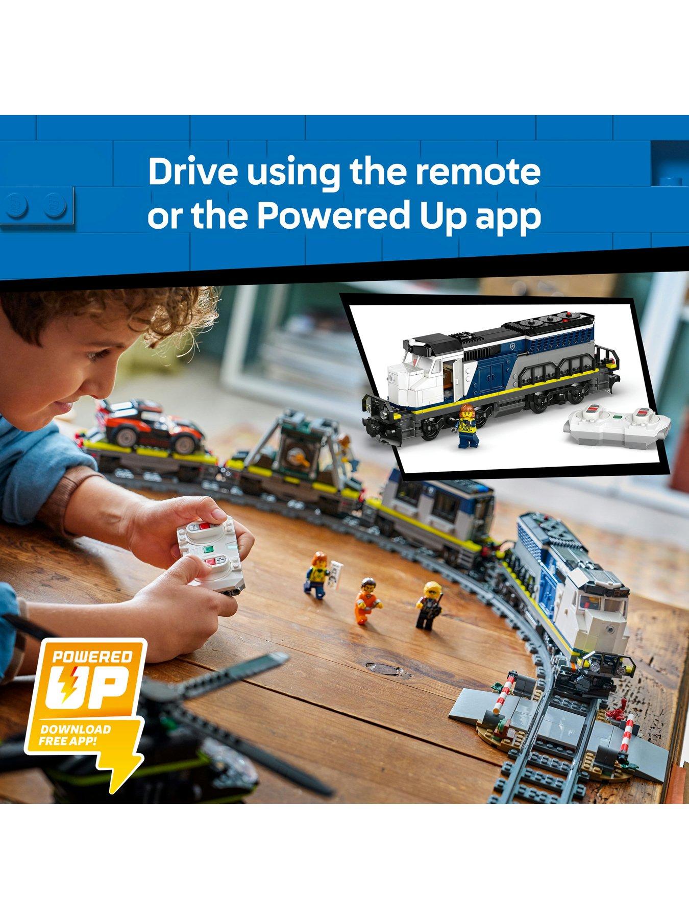 Image 3 of 8 of LEGO City City Police Train Heist - Toy Train Set 60508