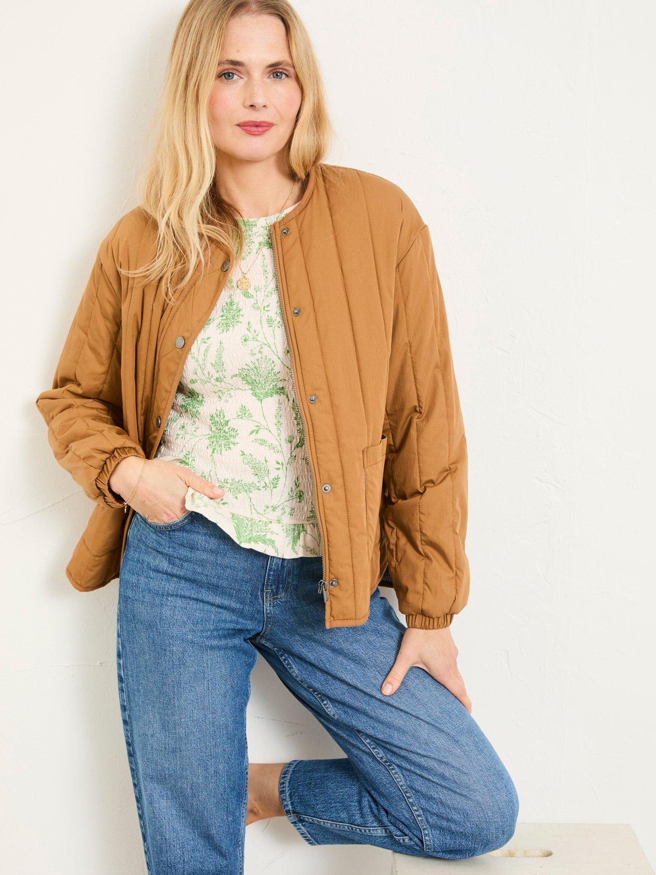 Image 4 of 6 of FatFace Betty Summer Meadow Top - Ivory