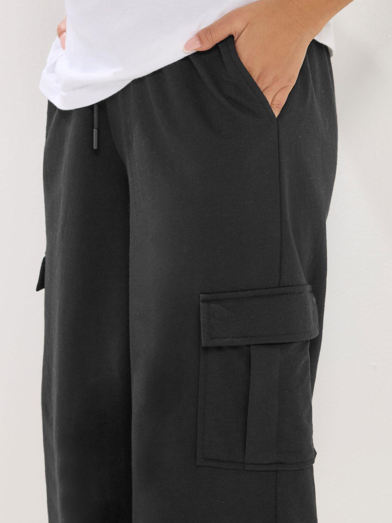 Image 4 of 5 of PixieGirl Petite Pocket Wide Crop Jogger - Black
