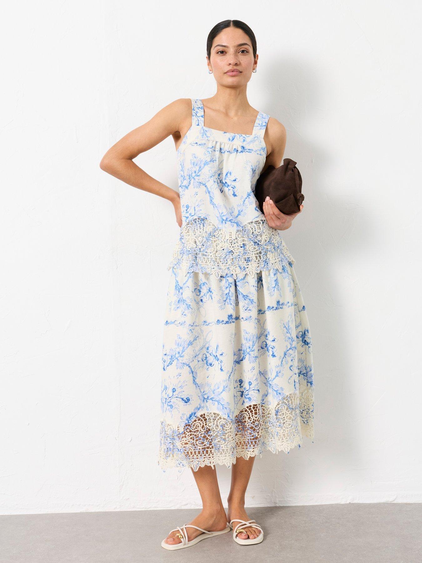 Image 3 of 6 of FatFace Fifi Bloom Cami - Ivory