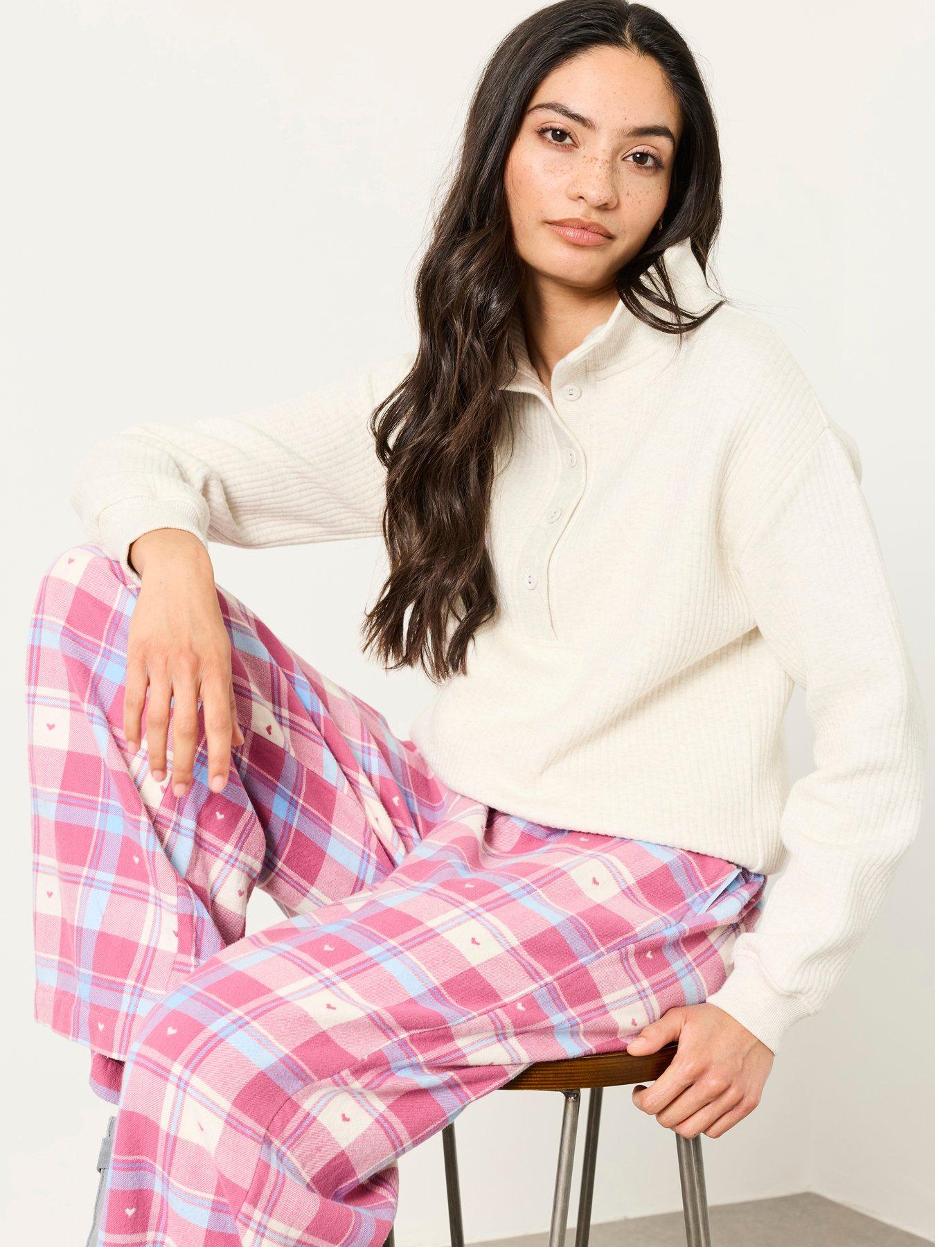 Image 5 of 6 of FatFace Lola Heart Pyjama Bottom - Pink