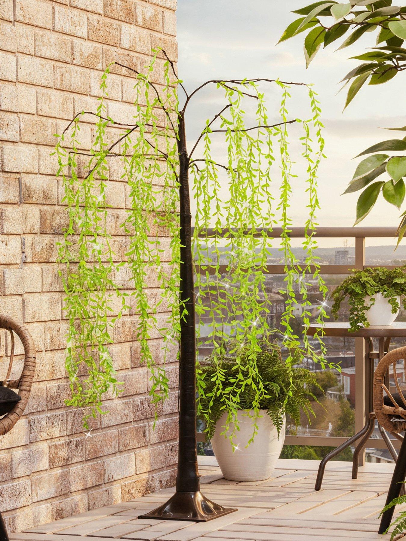 front image of streetwize-15m-solar-willow-tree-lights