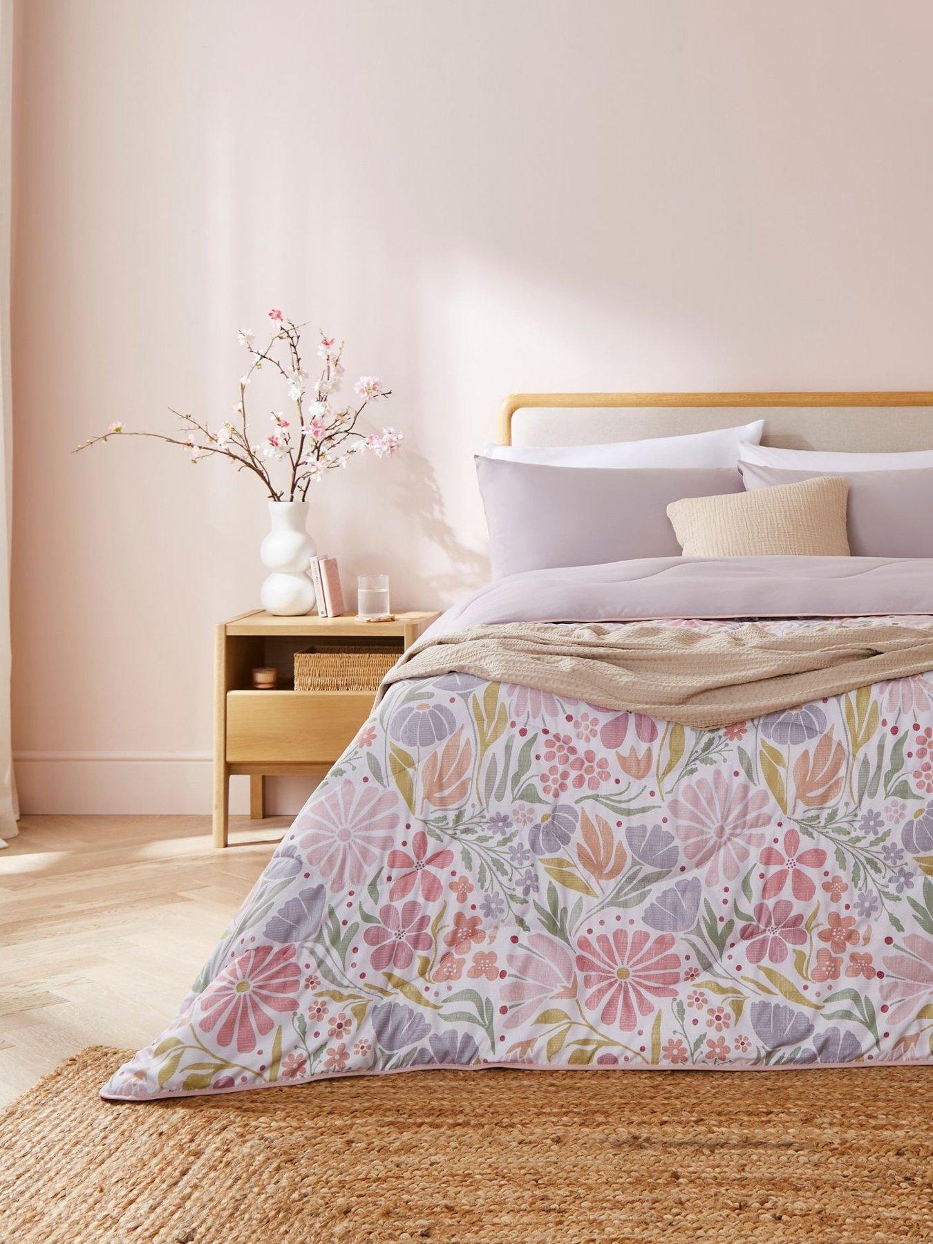 Night Lark Seasonal Wildflower Coverless Duvet set 6 Tog