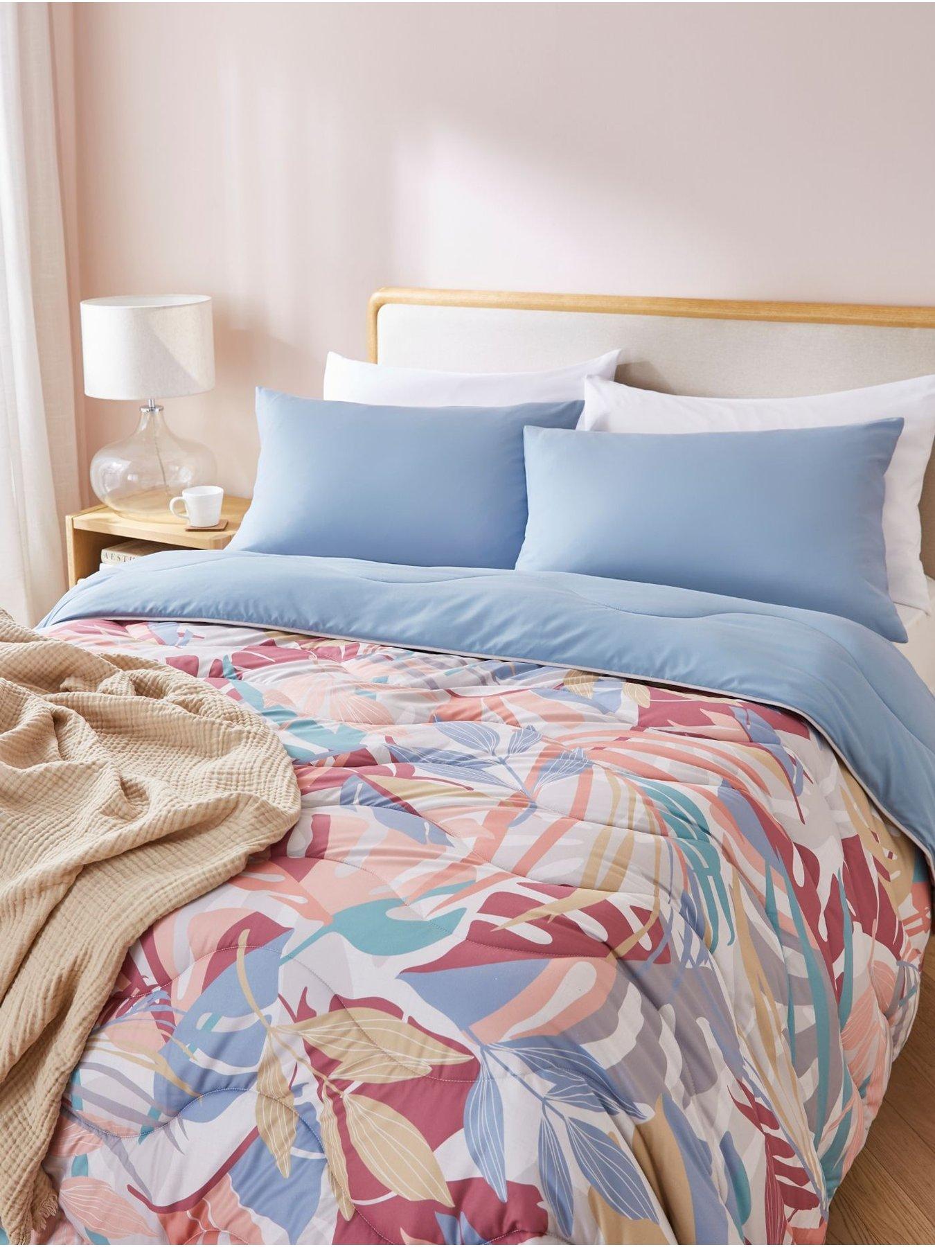 Image 4 of 7 of Night Lark Sunset Palms Coverless Duvet Set 6 Tog includes Pillowcases