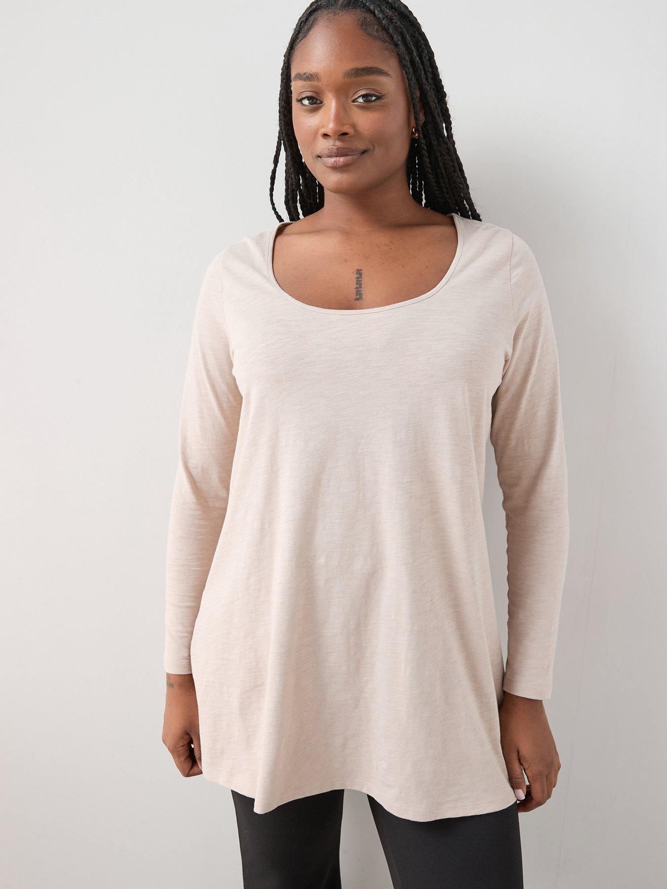 Image 4 of 6 of The Very Collection Curve Scoop Neck Long Sleeve Top - Beige