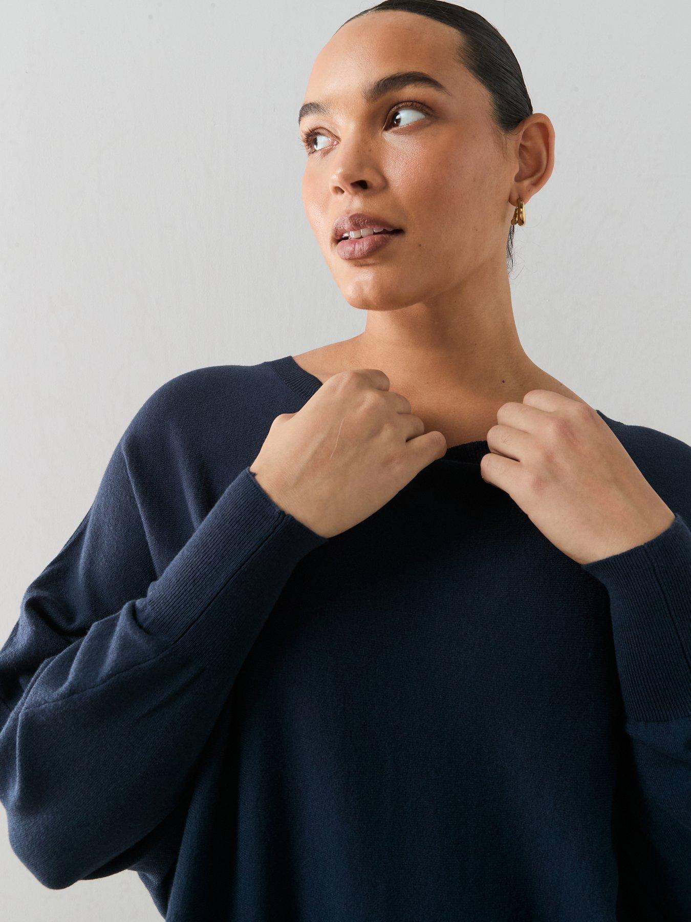 Image 5 of 6 of The Very Collection Classic Comfort Dipped Hem Longline Jumper - Navy