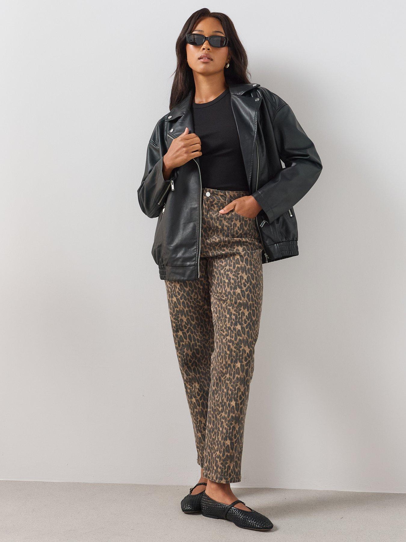 Image 6 of 6 of The Very Collection Women's Curve Oversized Longline PU Biker Jacket - Black
