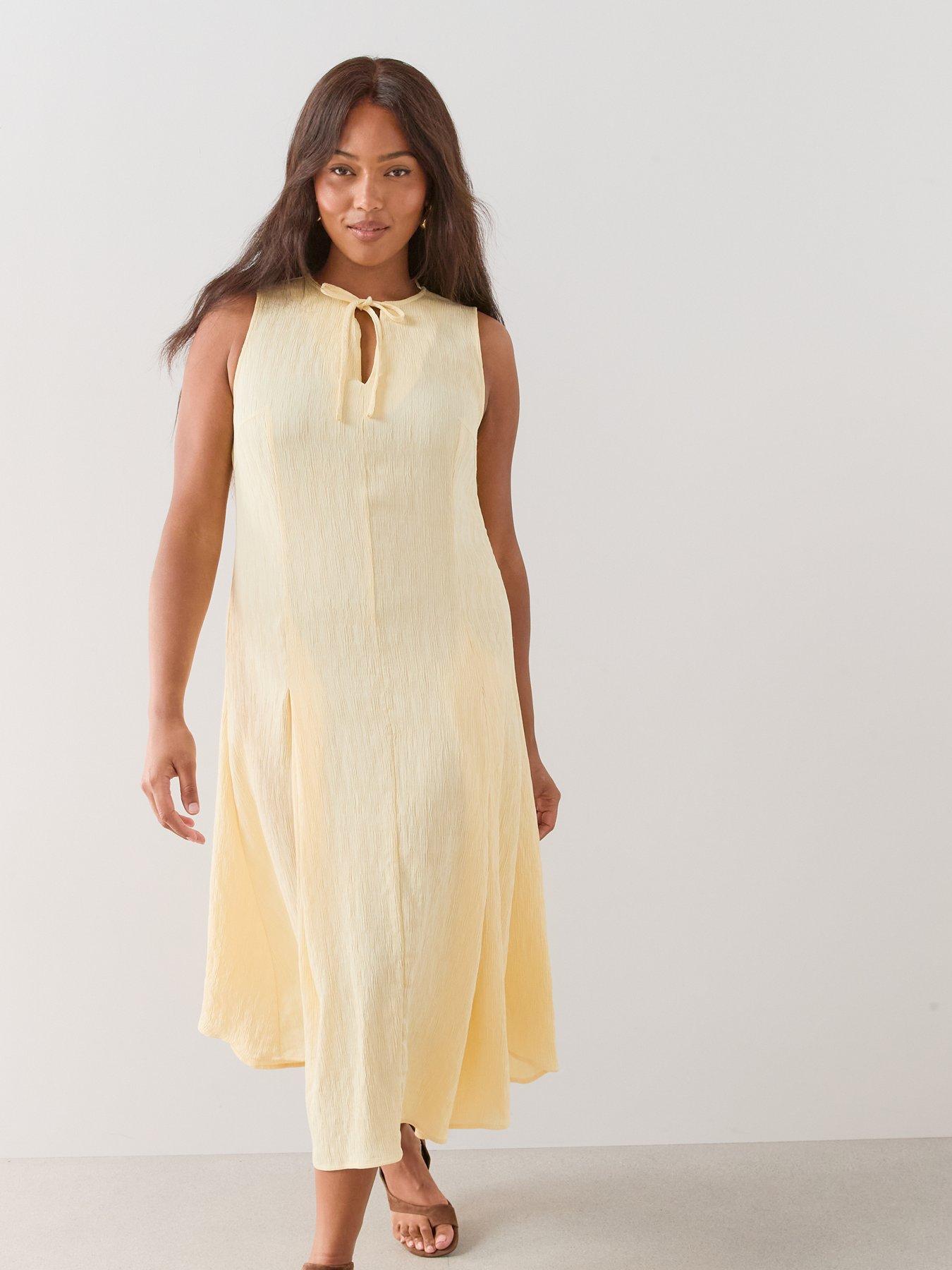 Image 3 of 6 of The Very Collection Curve Textured Sleeveless Midi Dress - Yellow