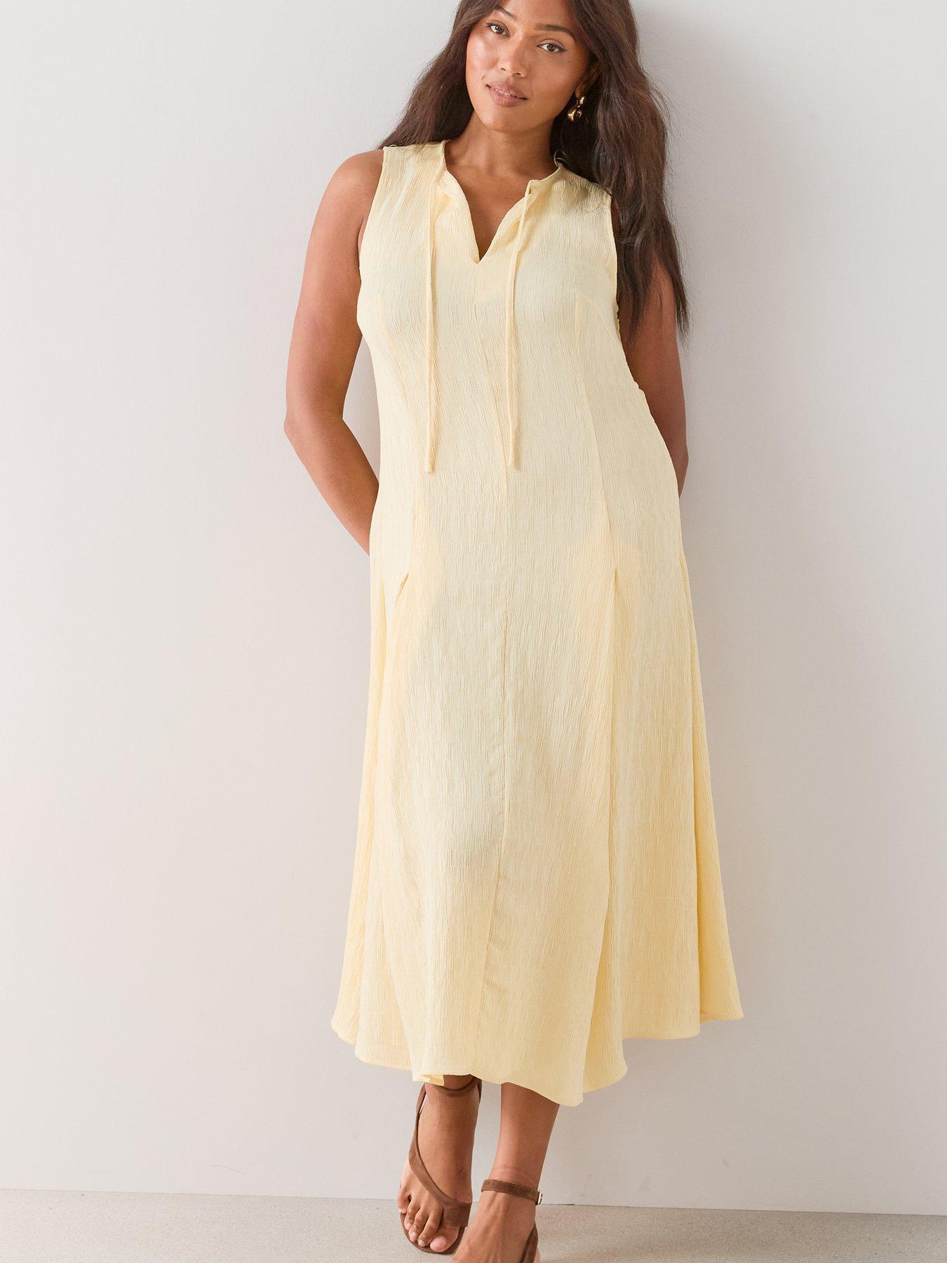 Image 5 of 6 of The Very Collection Curve Textured Sleeveless Midi Dress - Yellow