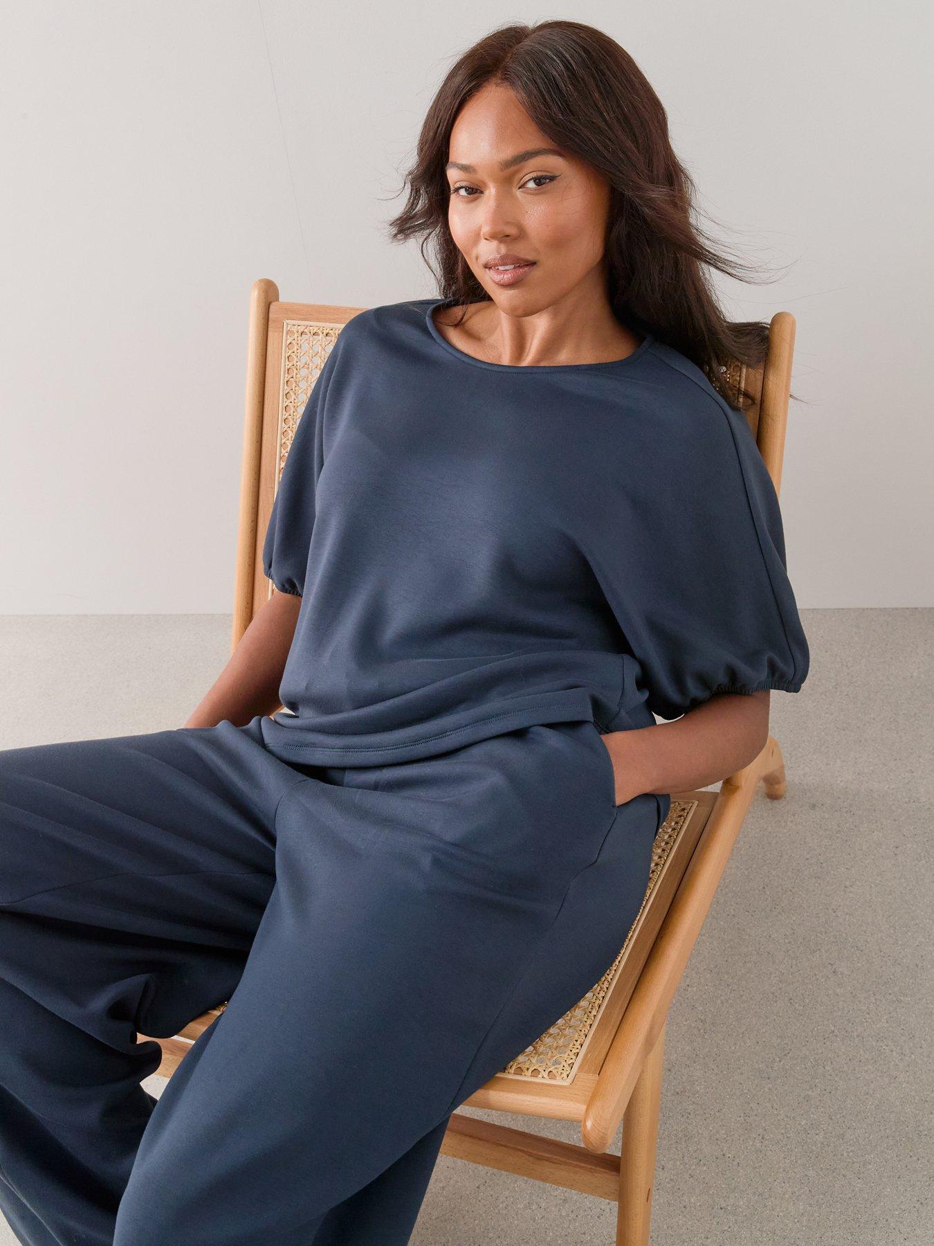 Image 6 of 6 of The Very Collection Curve Batwing Co-Ord Top - Navy