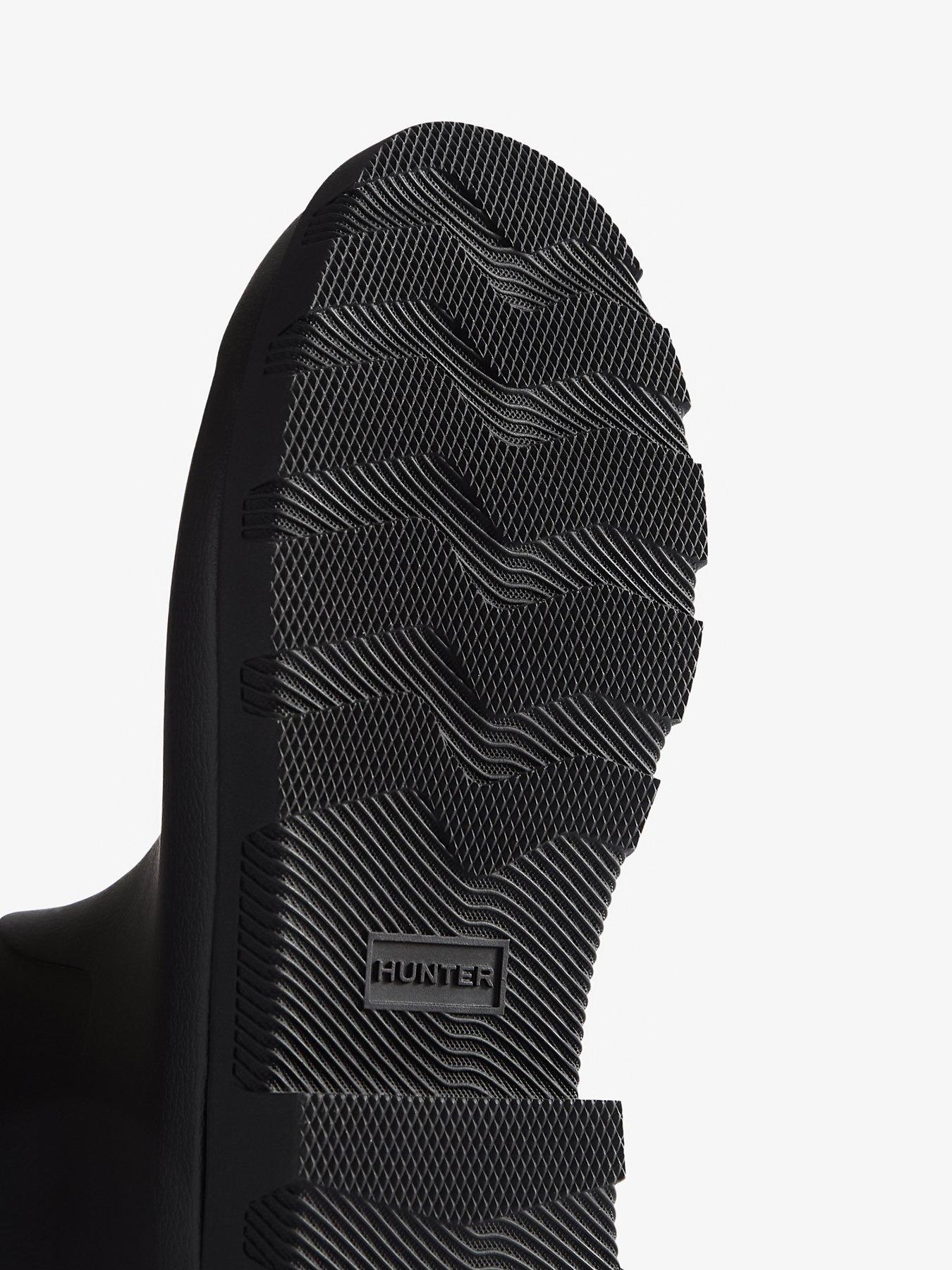  image of hunter-unisex-downpour-adjustable-boot