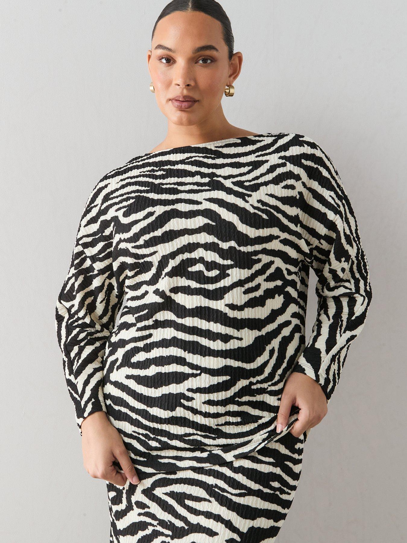 The Very Collection Curve Printed Long Sleeve Plisse Top Co-ord - Print
