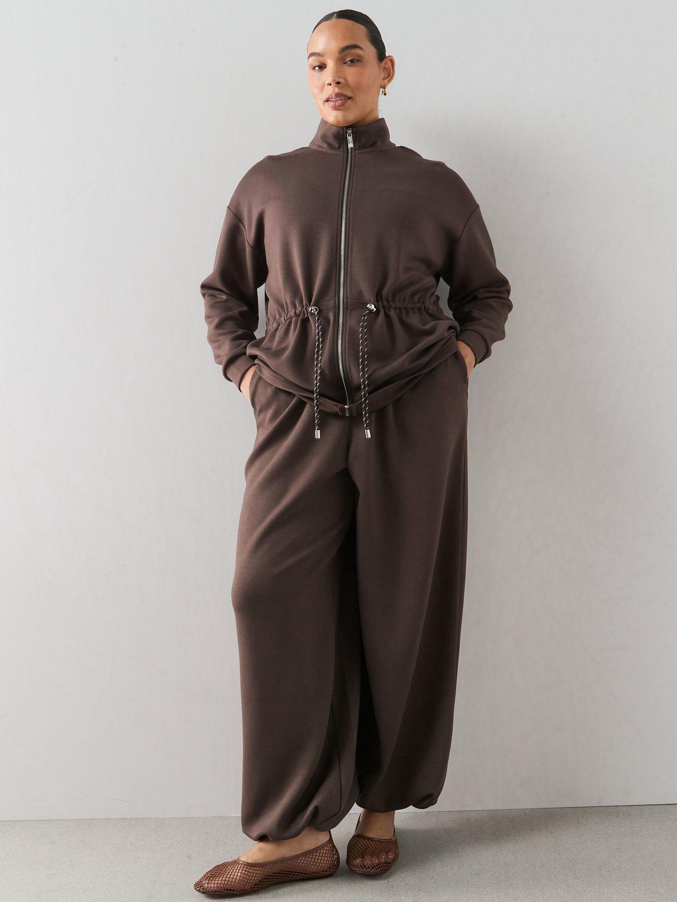 Image 6 of 6 of The Very Collection Curve Elastic Draped Cuffed Jogger Co-ord - Brown