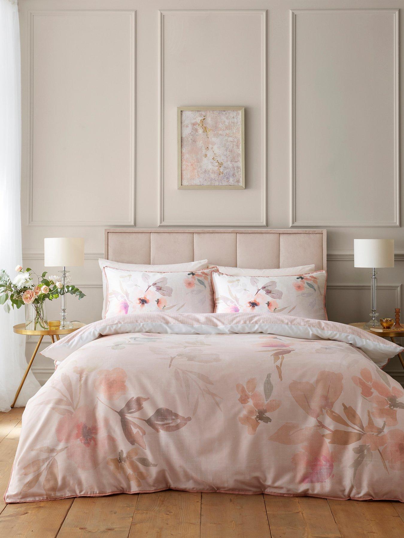 soiree-mia-floral-blooms-duvet-cover-set-in-natural-double
