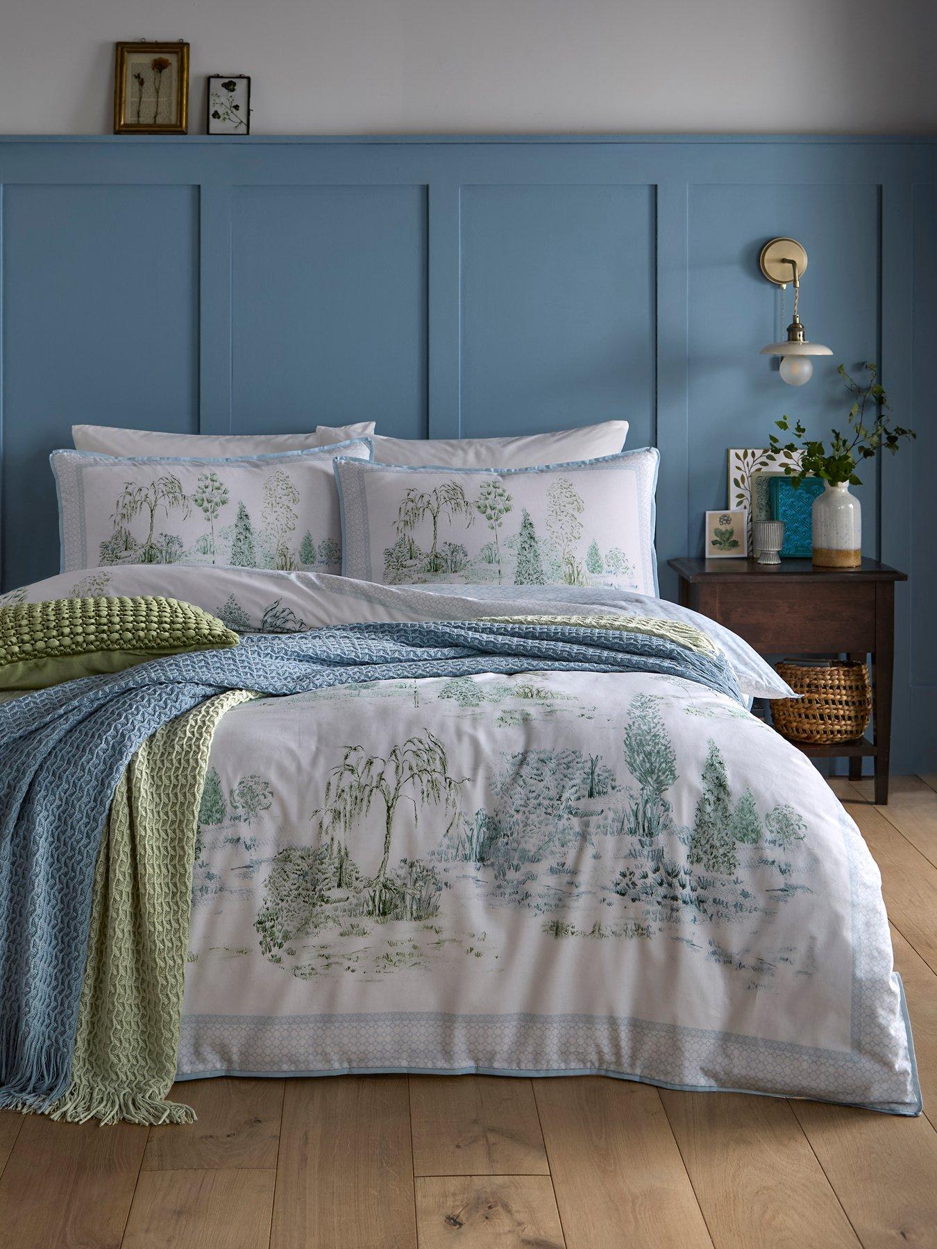 Image 5 of 5 of Appletree Willow Tree Scene Duvet Cover Set in Blue