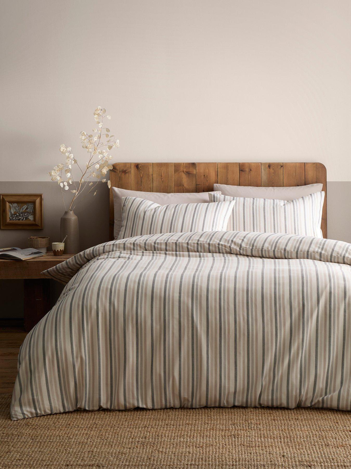Appletree Yarn Dyed Woven Thin Stripe Duvet Cover Set in Natural