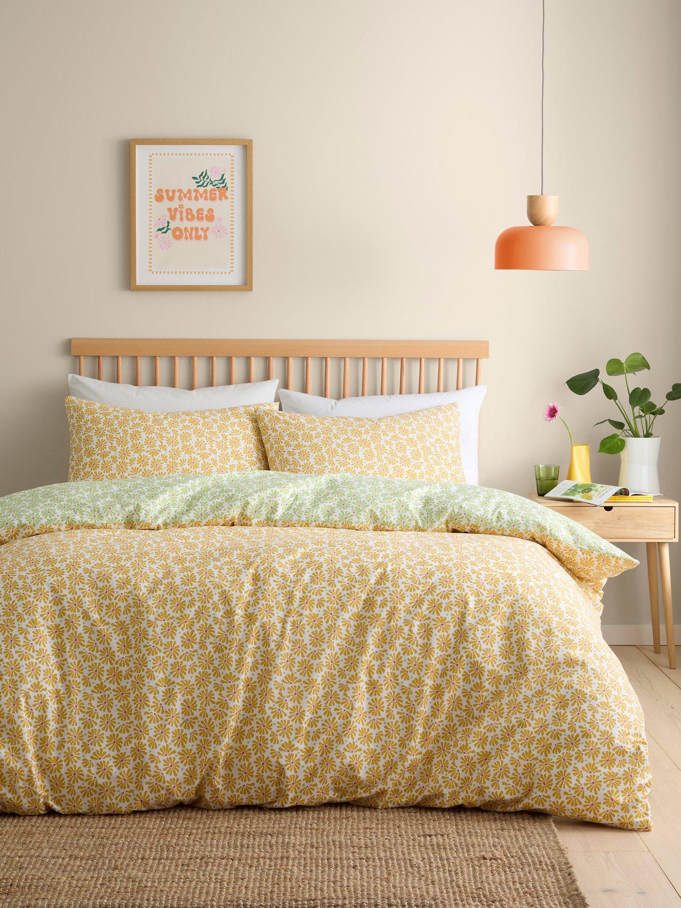 Fusion Retro Daisy Floral Duvet Cover Set In Yellow King