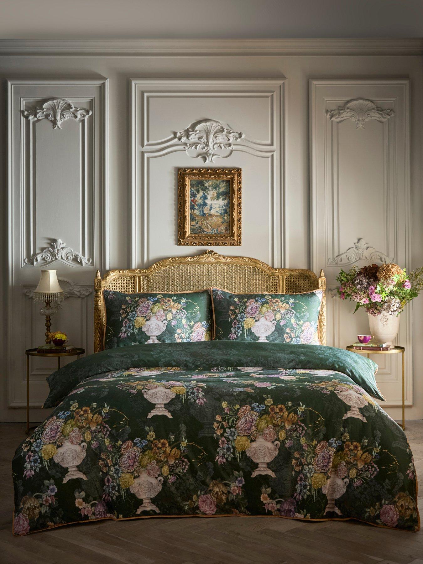 Laurence Llewelyn-Bowen Tuscan Holiday Duvet Cover Set in Green