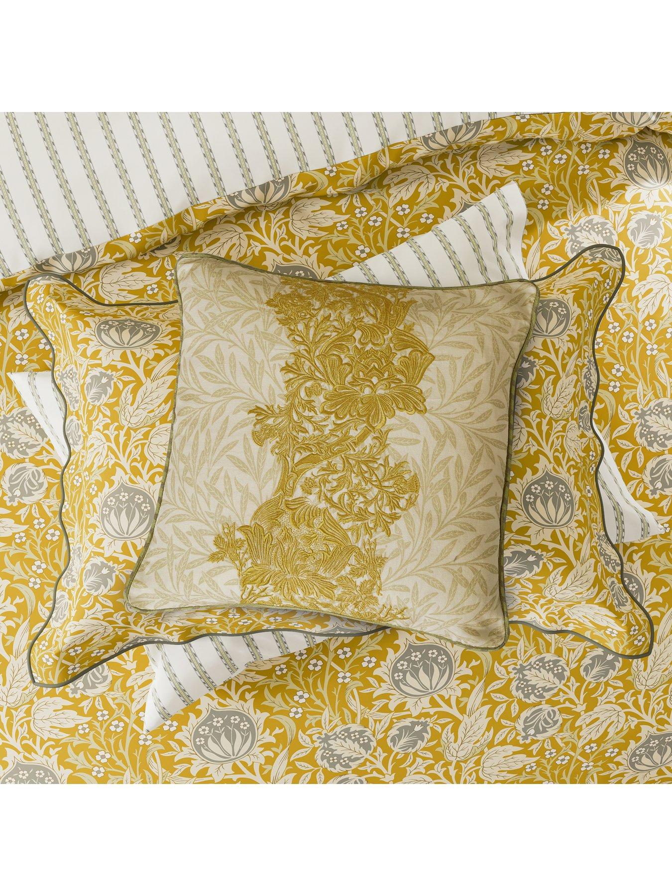 Image 5 of 5 of Morris & Co Elmcote Cover Set 100% Cotton Sunflower