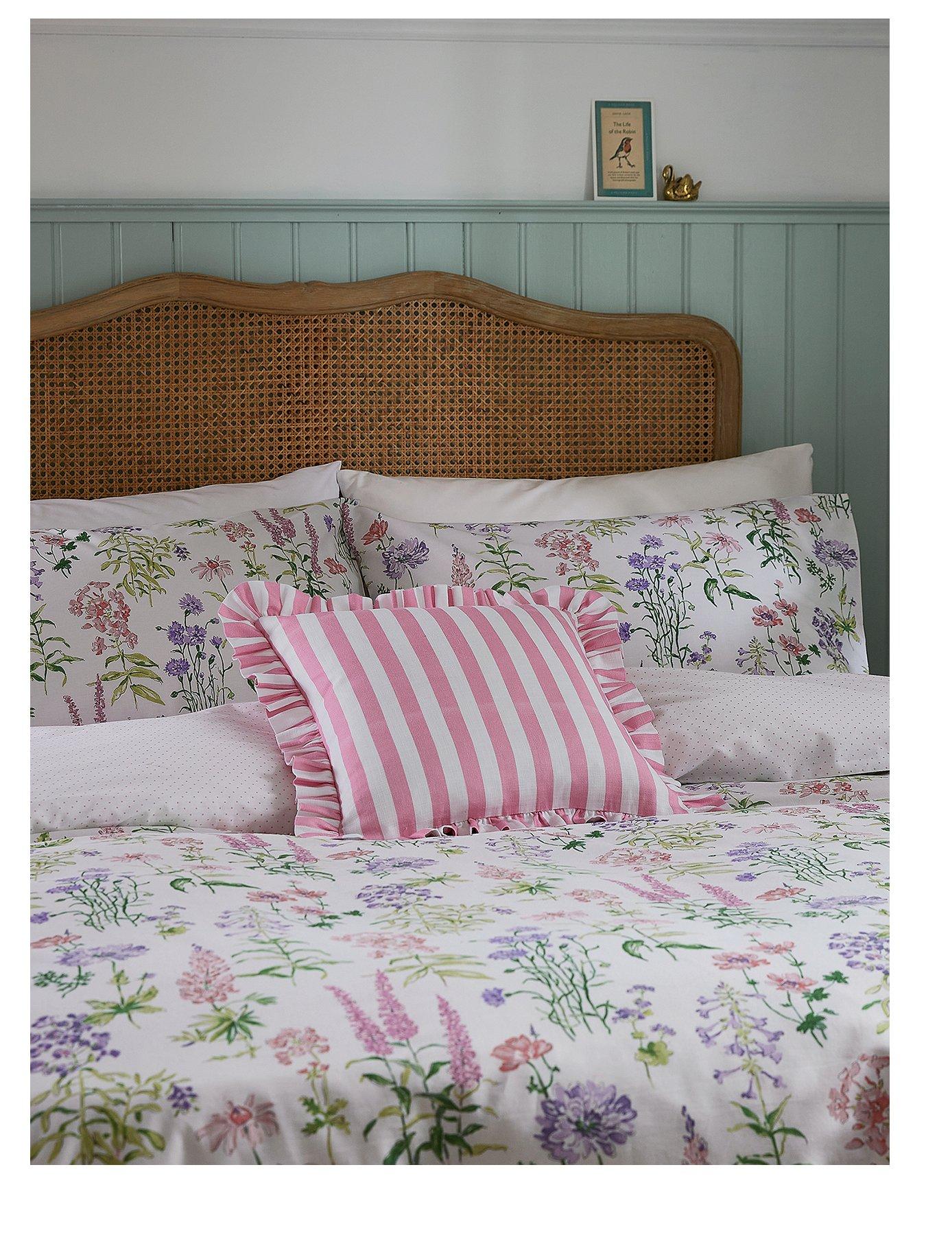 Image 2 of 5 of Helena Springfield Meadow Flower - Print Cover Set 100% Cotton Multi