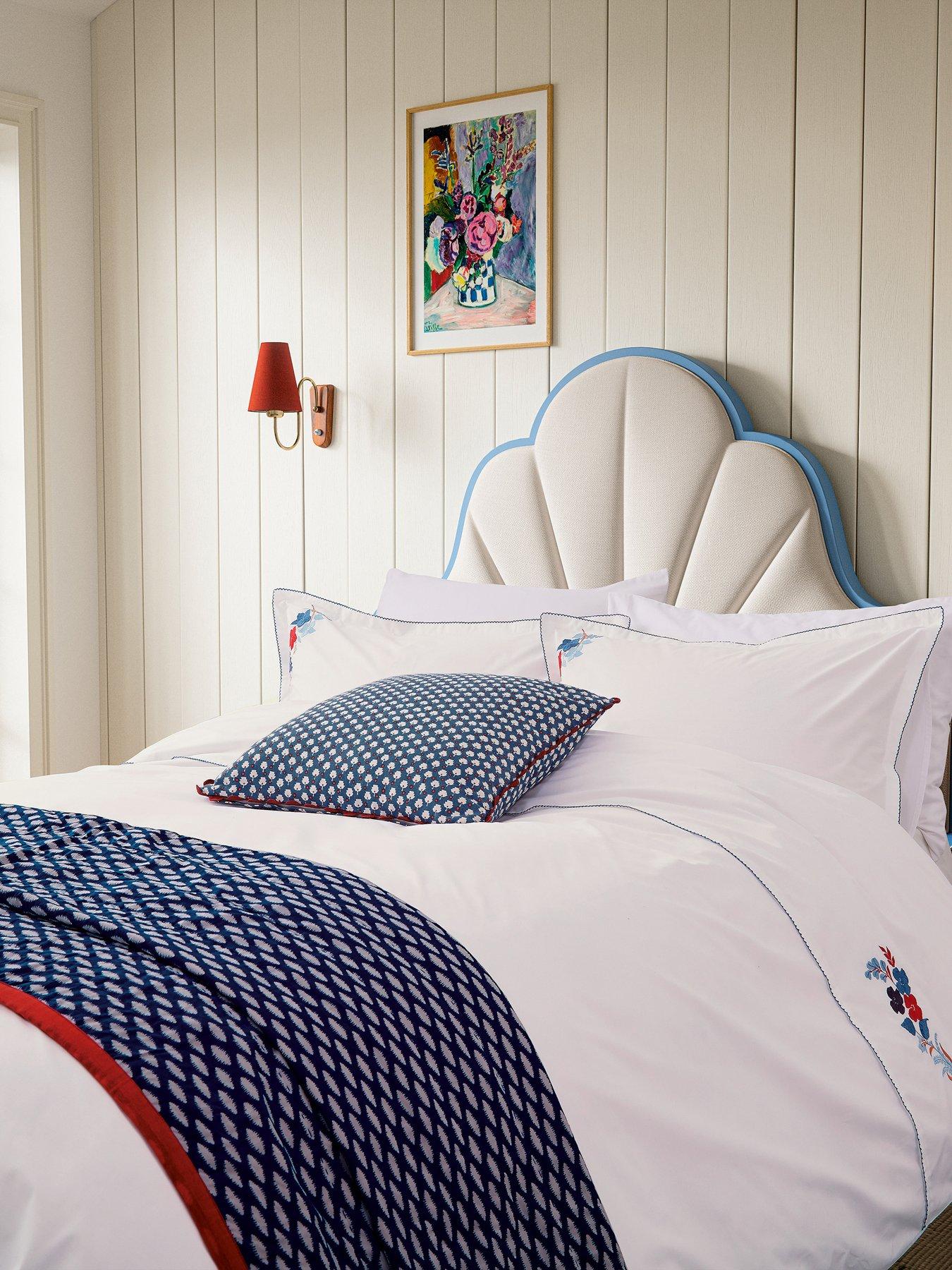 Land & Shore Fia 100% Cotton Standard Pillow Case Pairs Blue / Red
