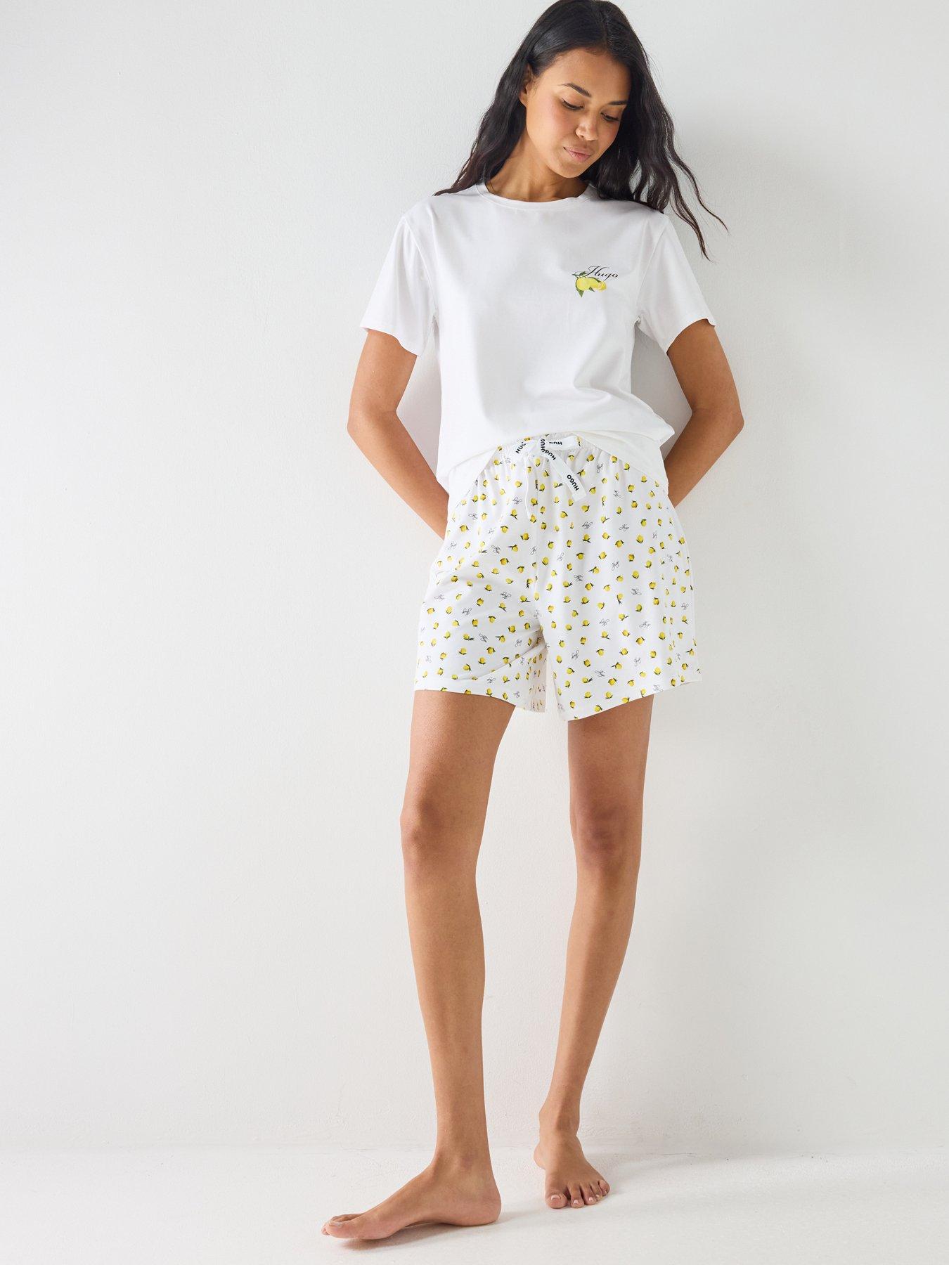Image 3 of 5 of HUGO Casual Shorts - Yellow