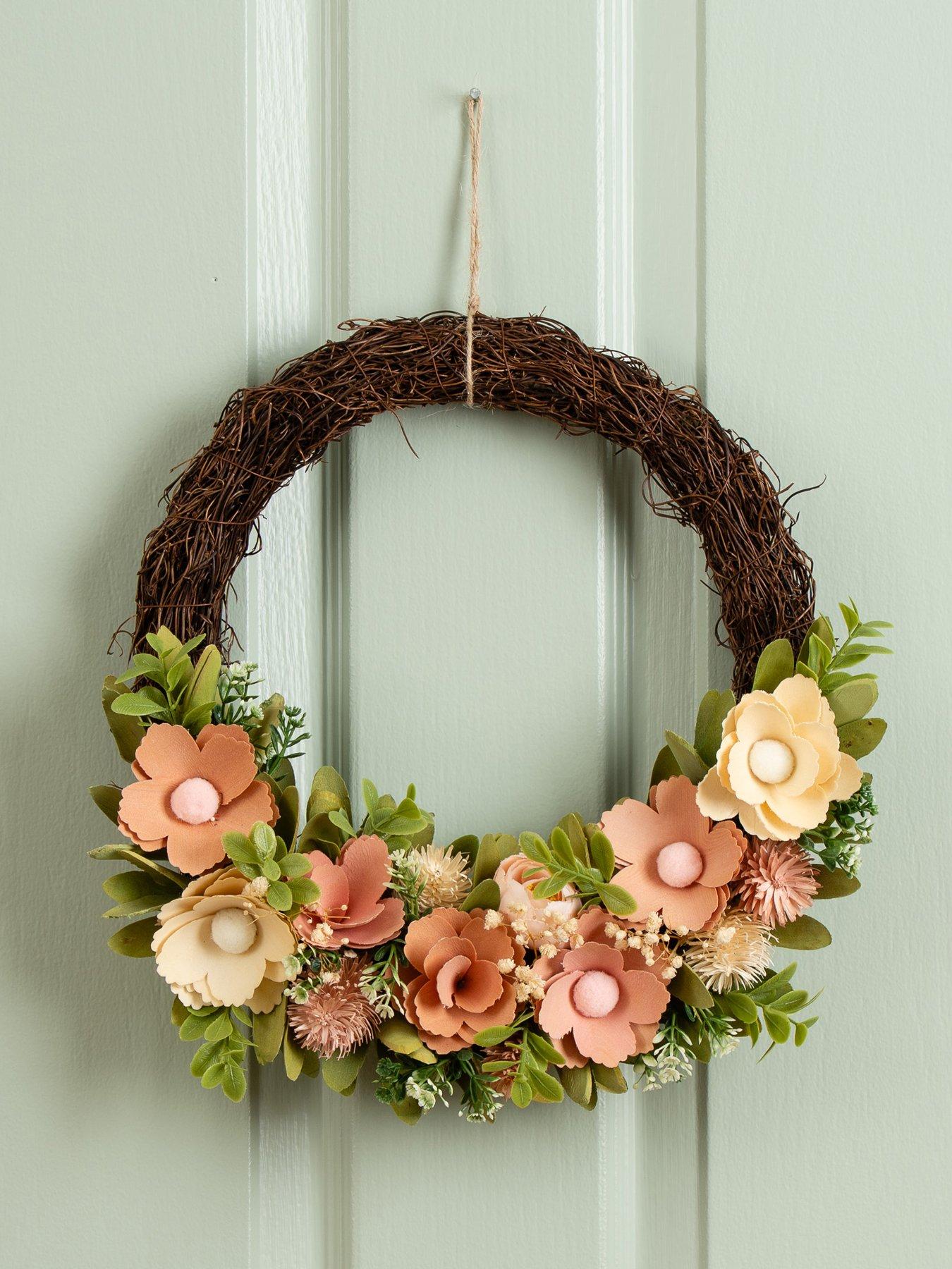 Scottish Everlastings 35cm Peach Wood Shave Half Wreath