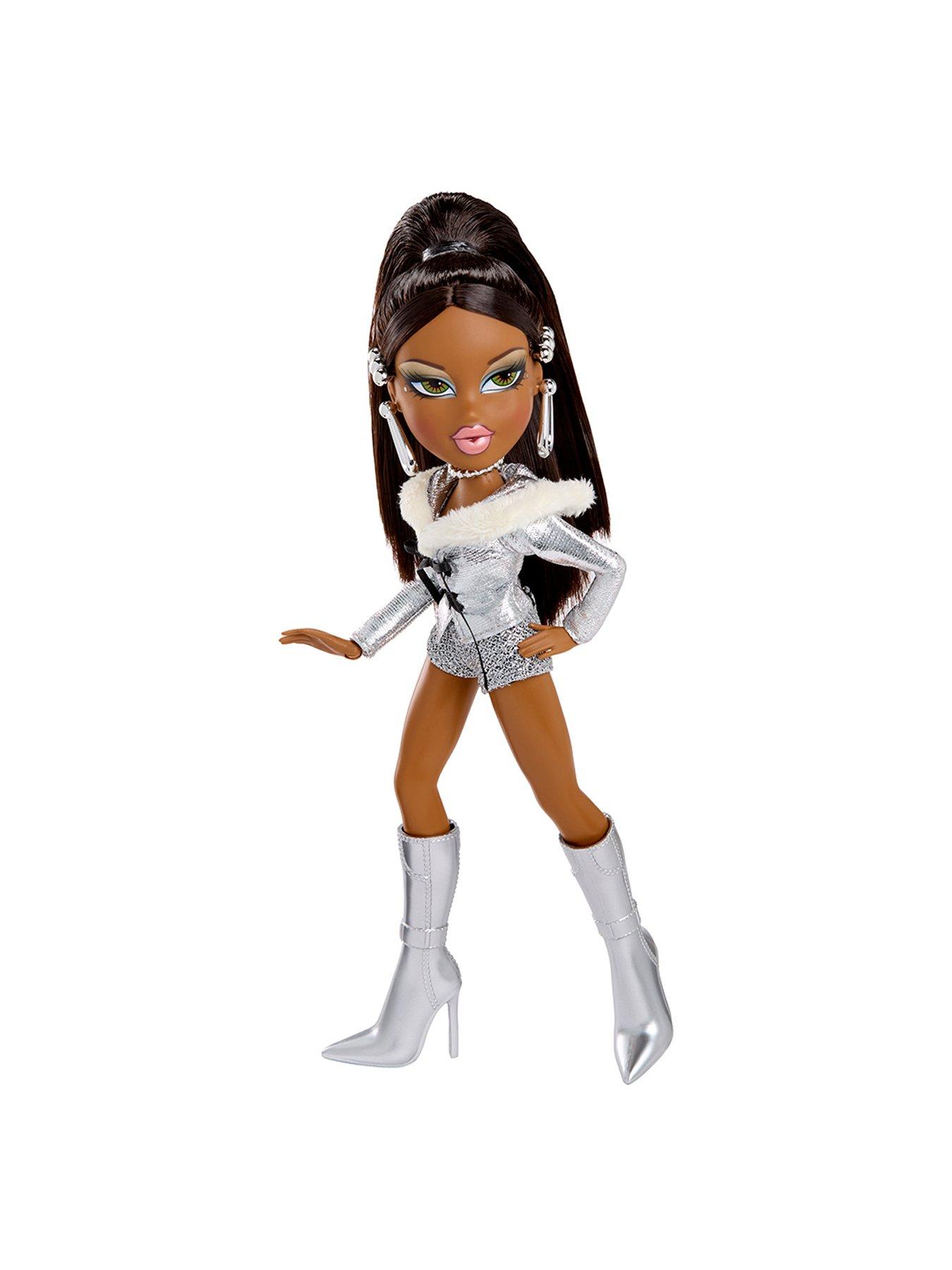 Image 3 of 7 of Bratz Charmz Doll - Sasha
