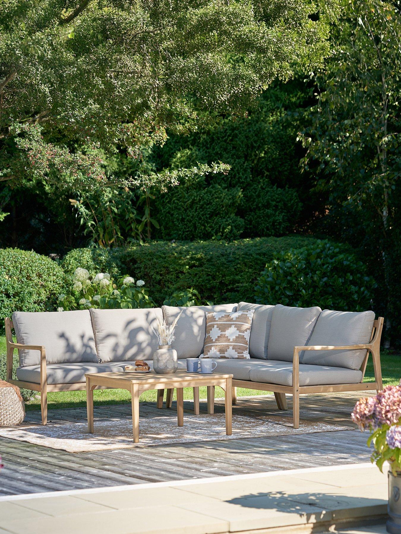 Pacific Malta Outdoor Corner Seating Set