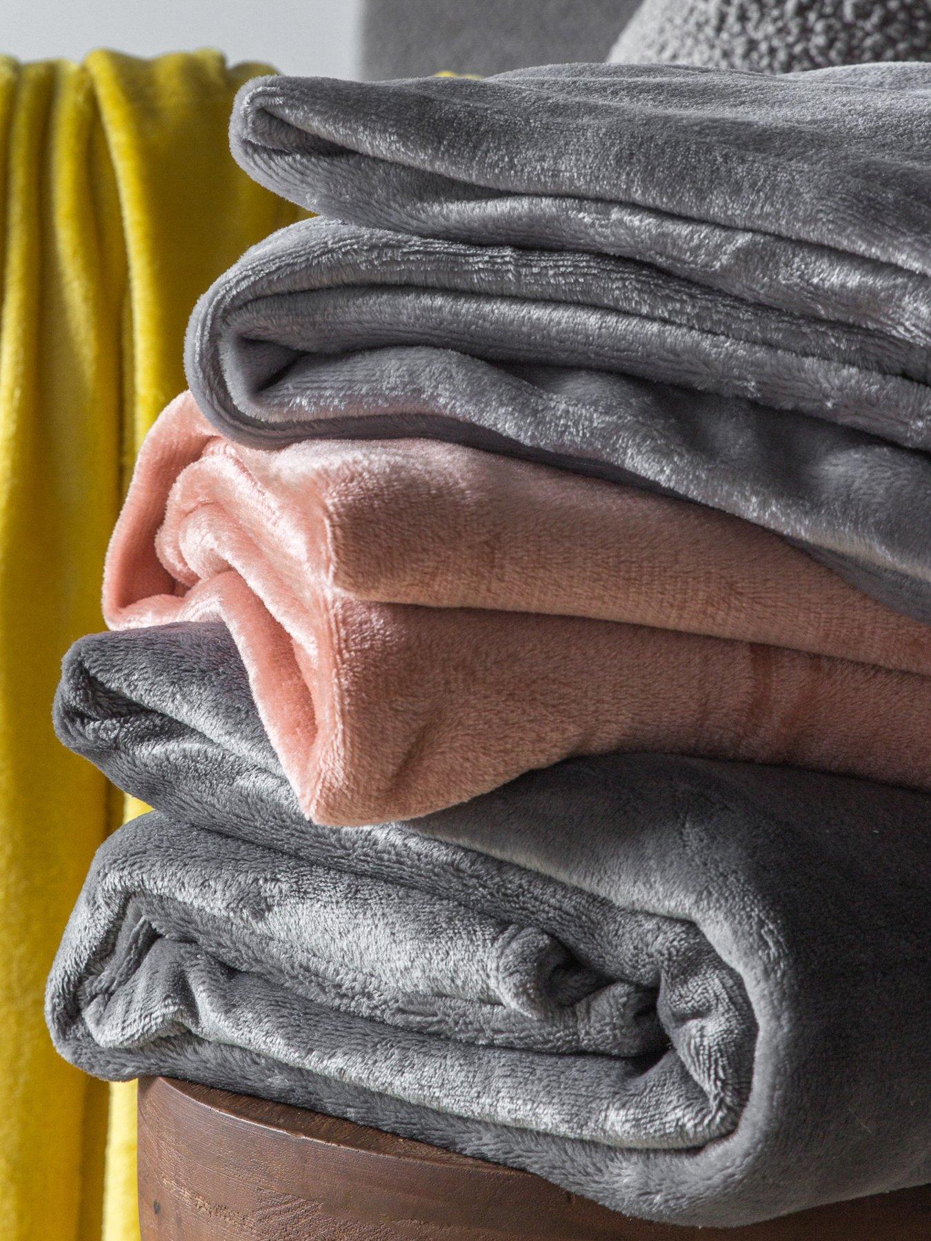 Gallery Direct Rolled Flannel Fleece Ink 1400x1800mm