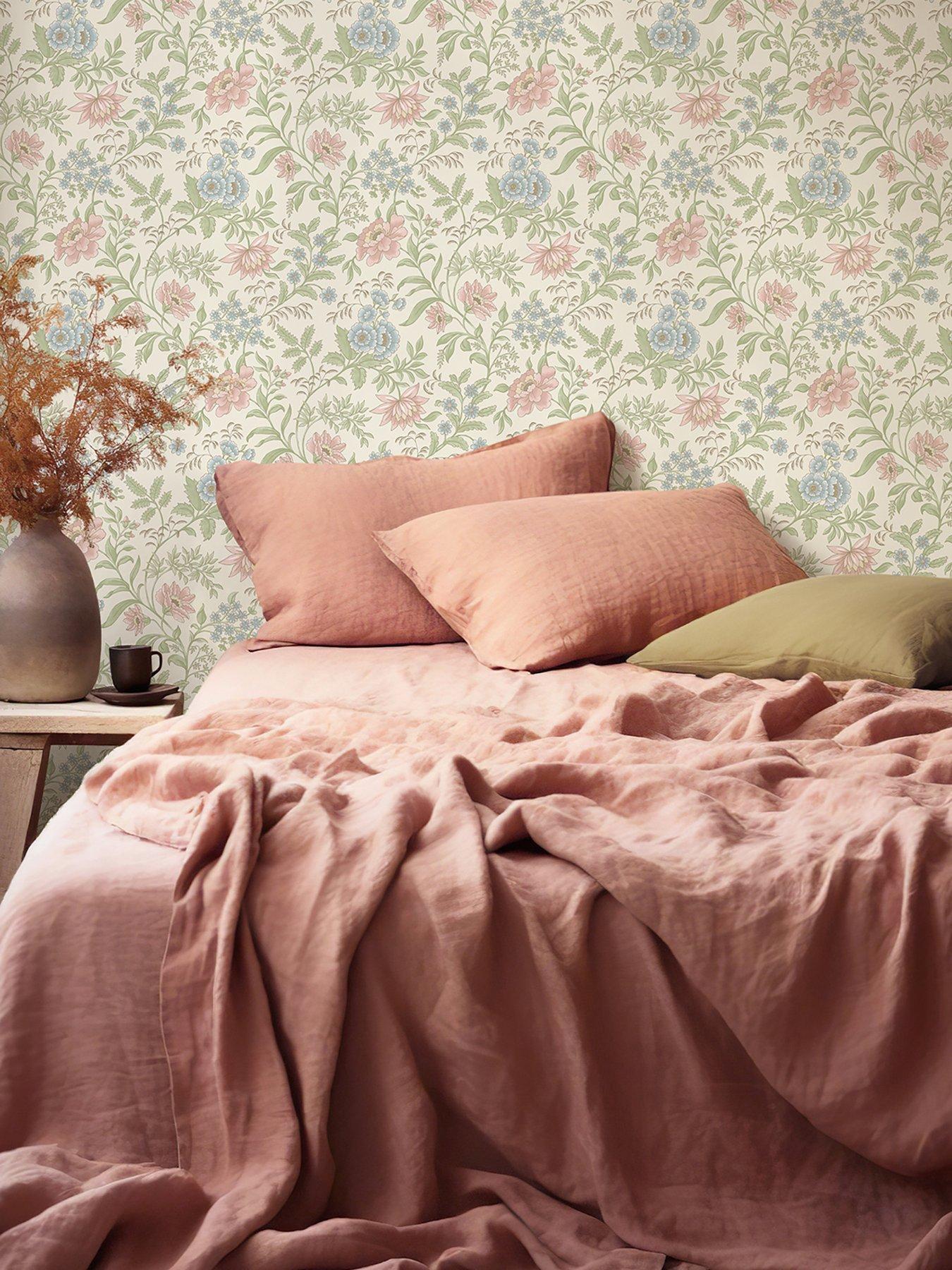 Image 5 of 7 of Rasch Garden Muse Pink & Green Wallpaper