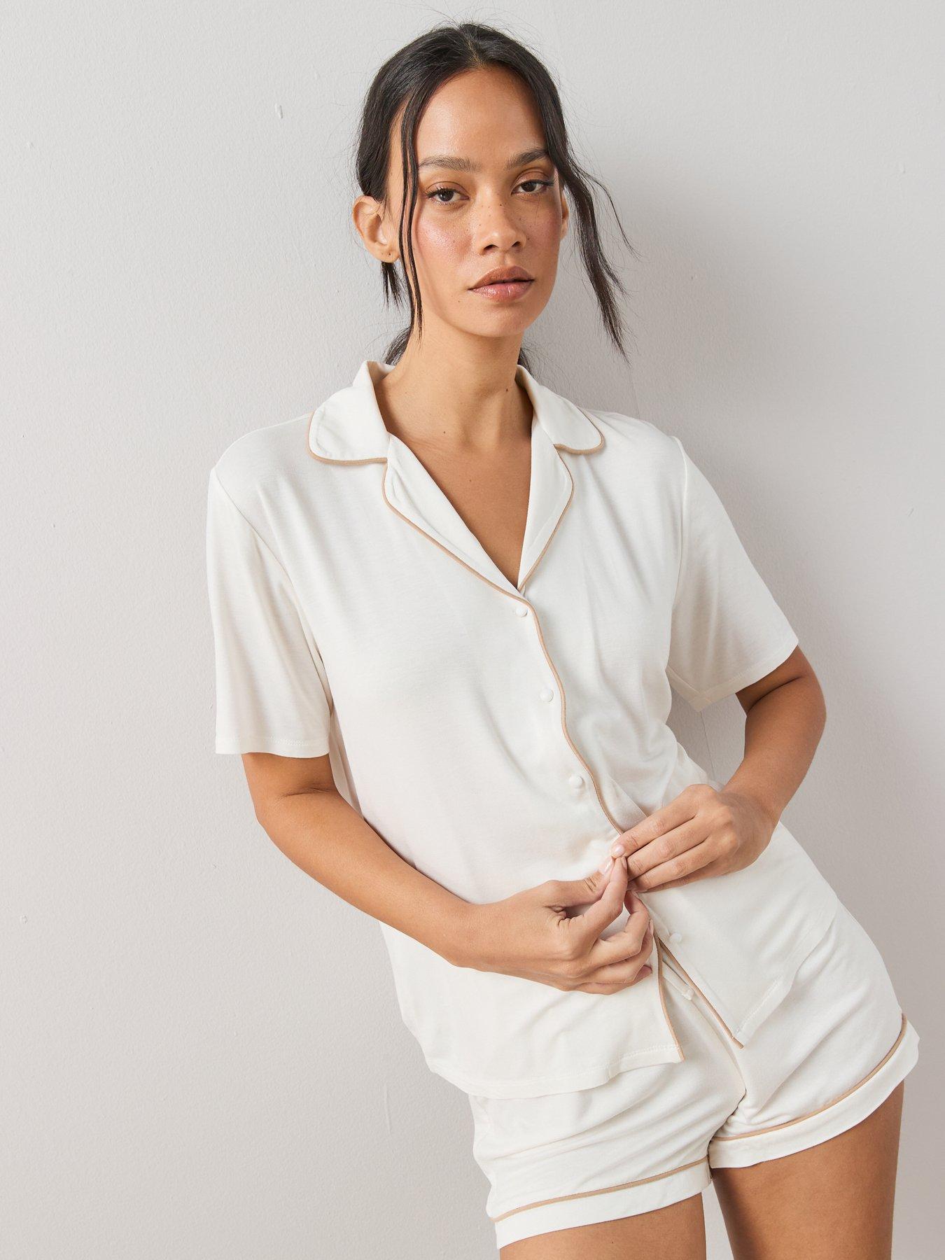 Image 5 of 7 of The Very Collection Bridal Jersey Revere Short Pyjama Set - Cream