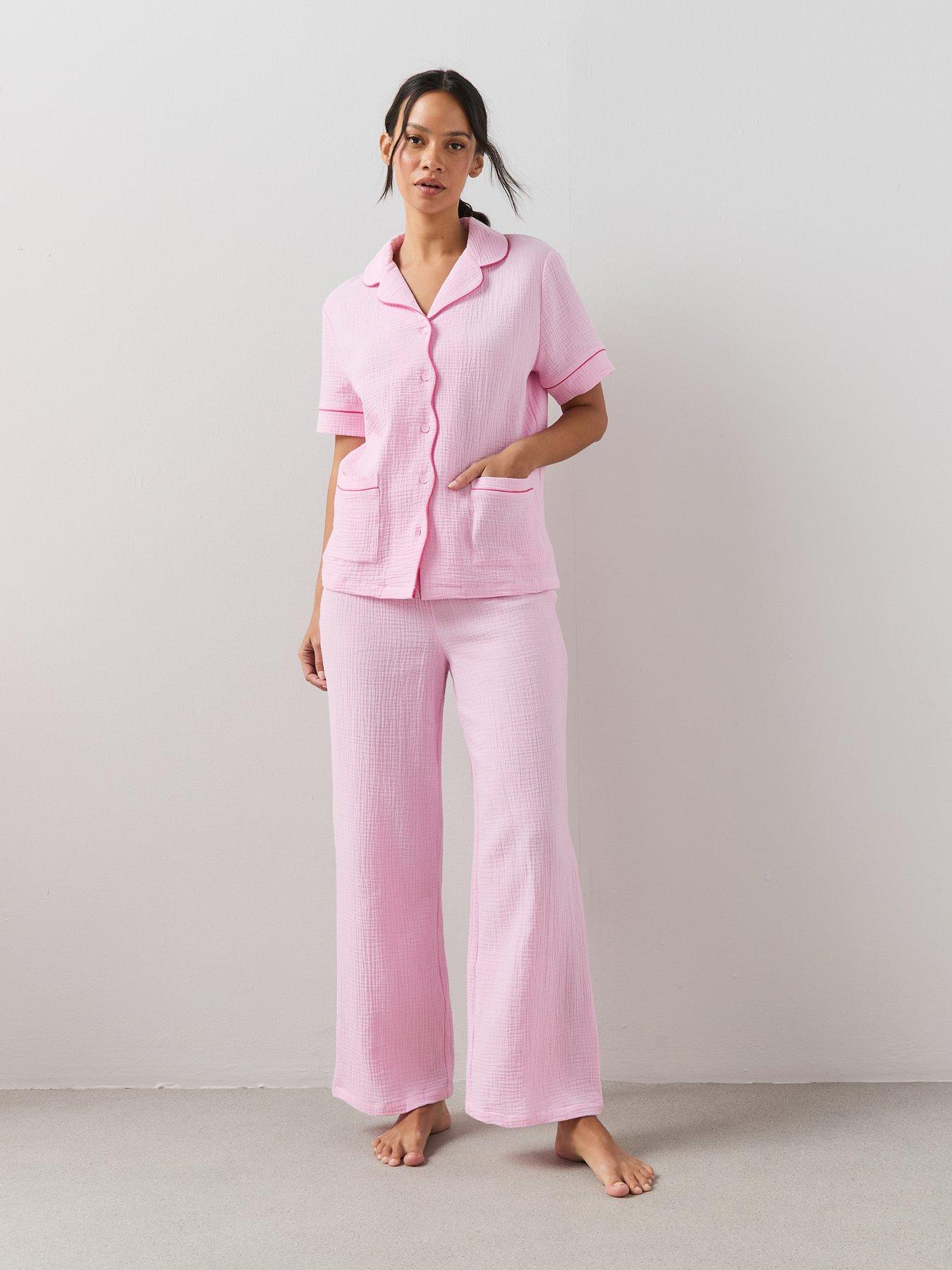 Image 1 of 7 of The Very Collection Woven Scallop Edge Revere Pyjama Set - Pink