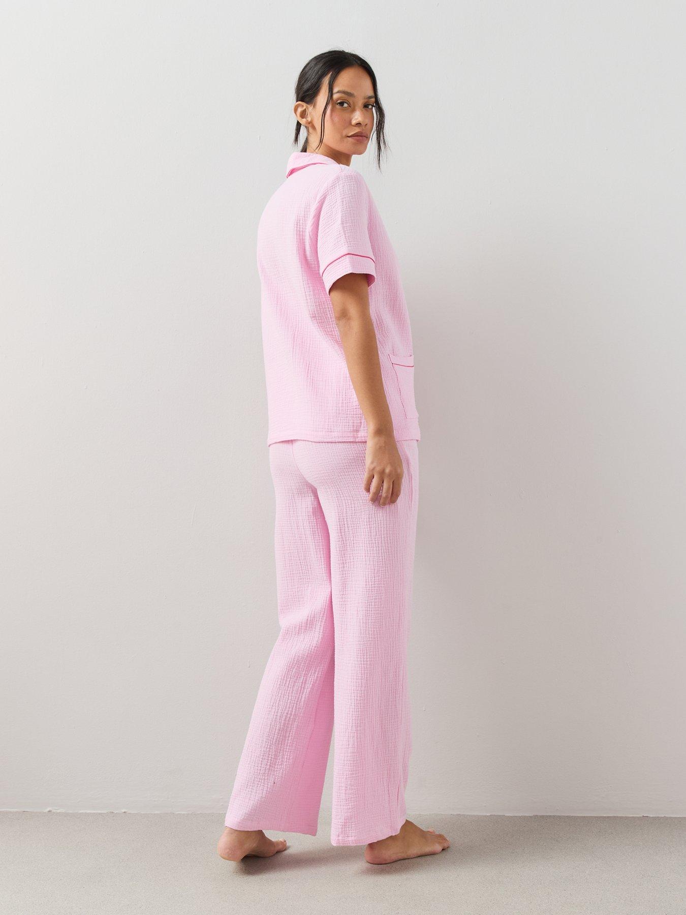 Image 2 of 7 of The Very Collection Woven Scallop Edge Revere Pyjama Set - Pink