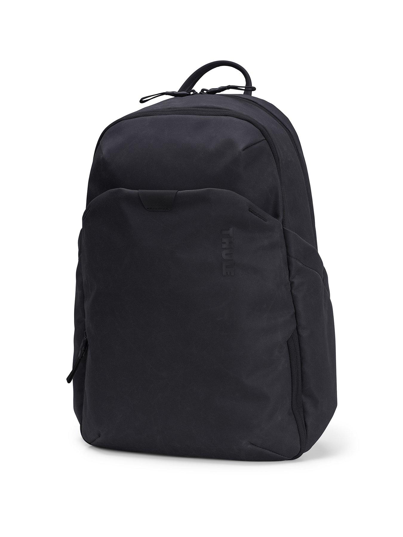thule-thule-aion-changing-backpack-black