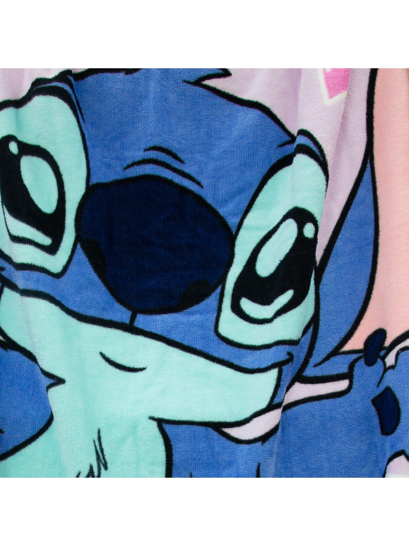 Image 2 of 4 of Lilo & Stitch Lilo &amp; Stitch Chill Beach Towel